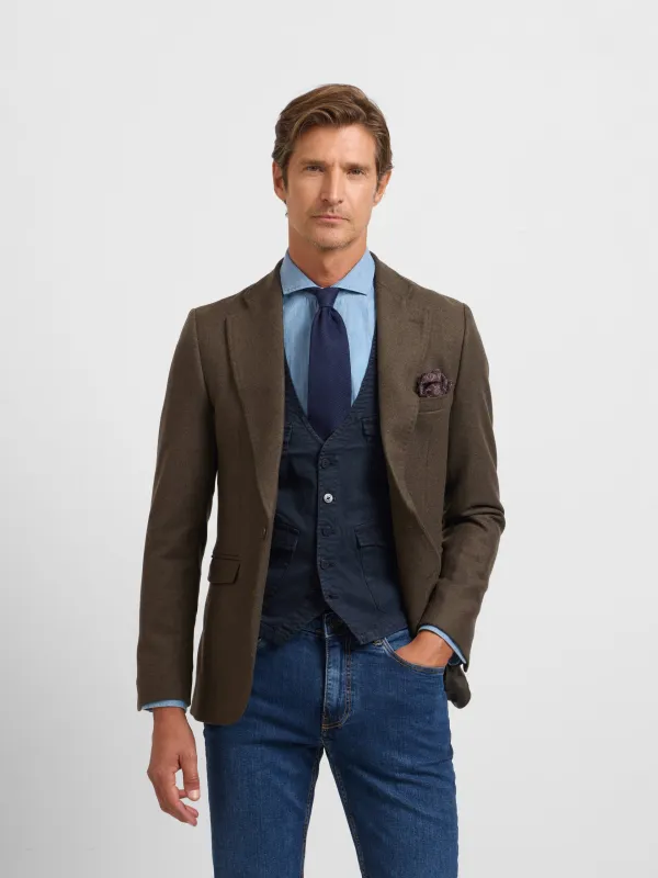 Plain green blazer sold by Silbon