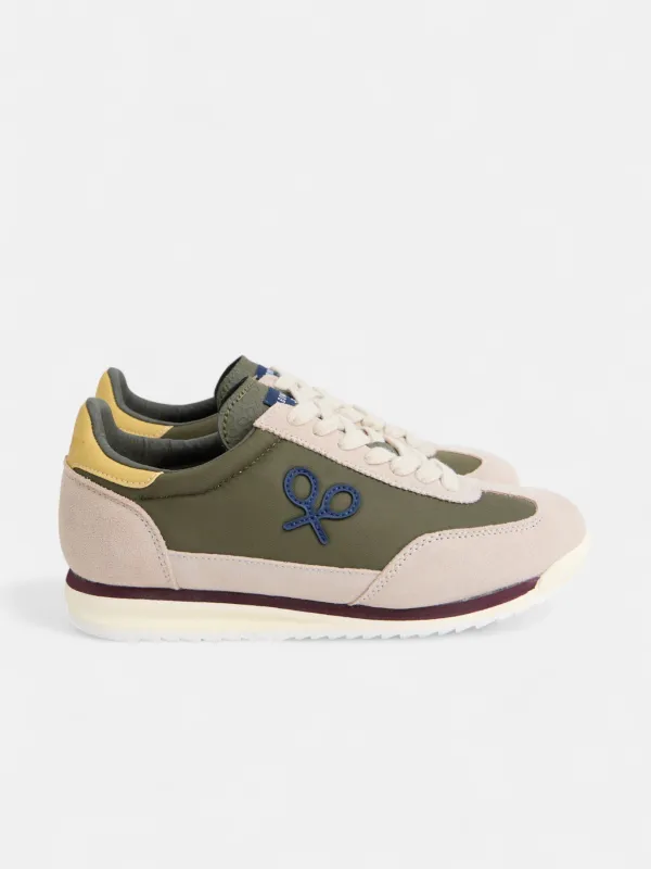 Vintage green beige sneaker sold by Silbon