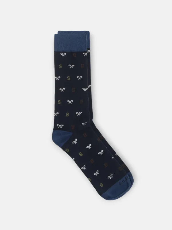 Navy blue letter motif socks sold by Silbon