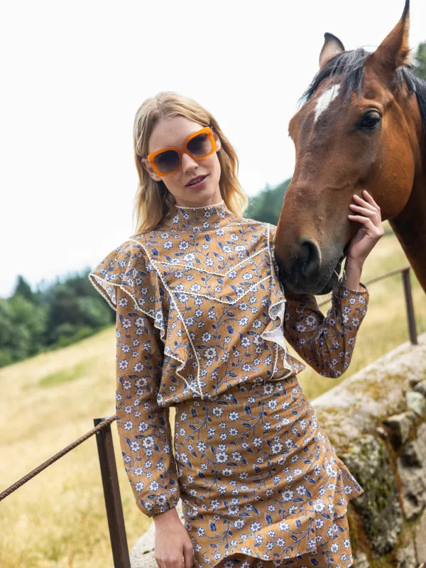 MOXSILBON Aura mustard sunglasses sold by Silbon