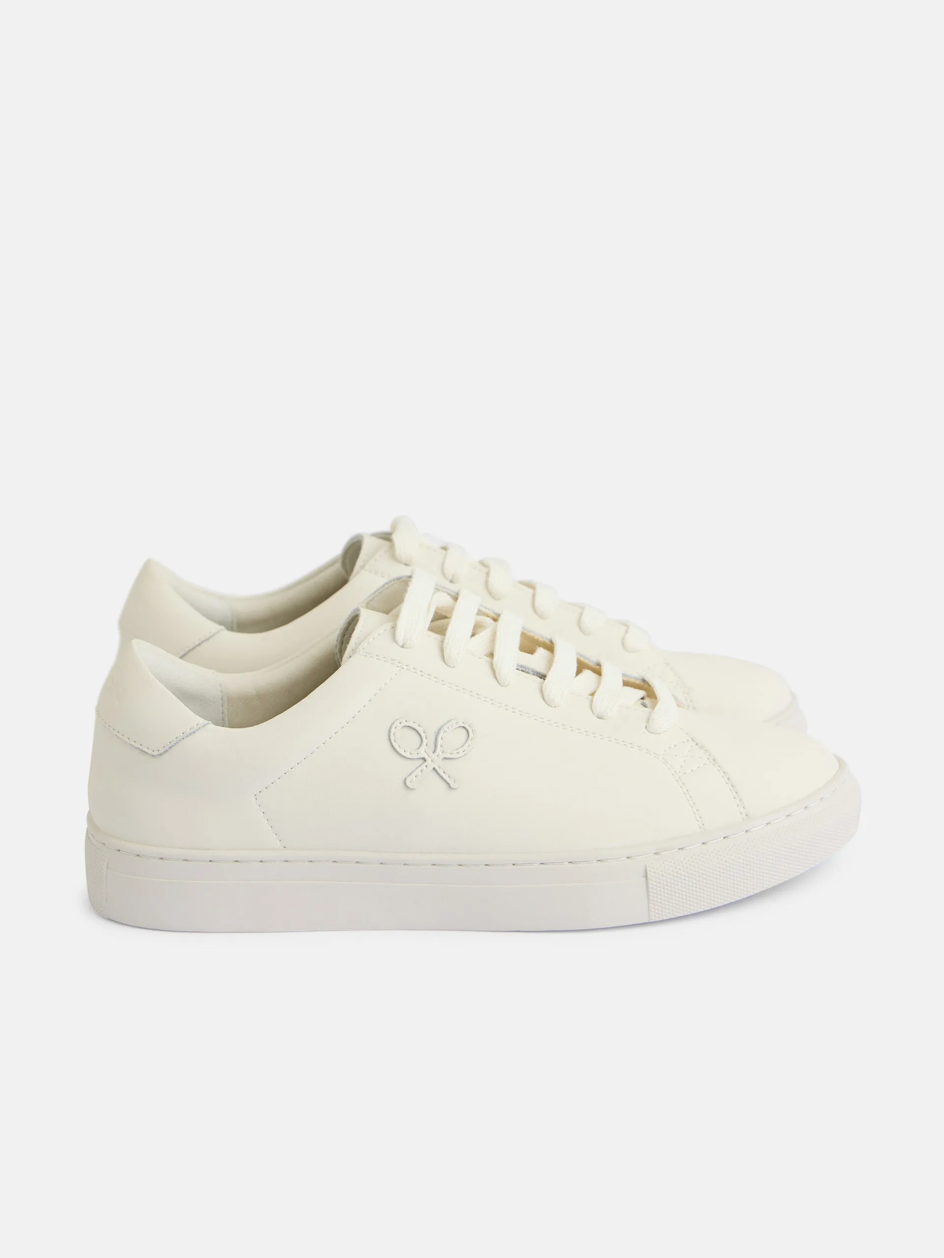 Classic white Silbon sneaker sold by Silbon