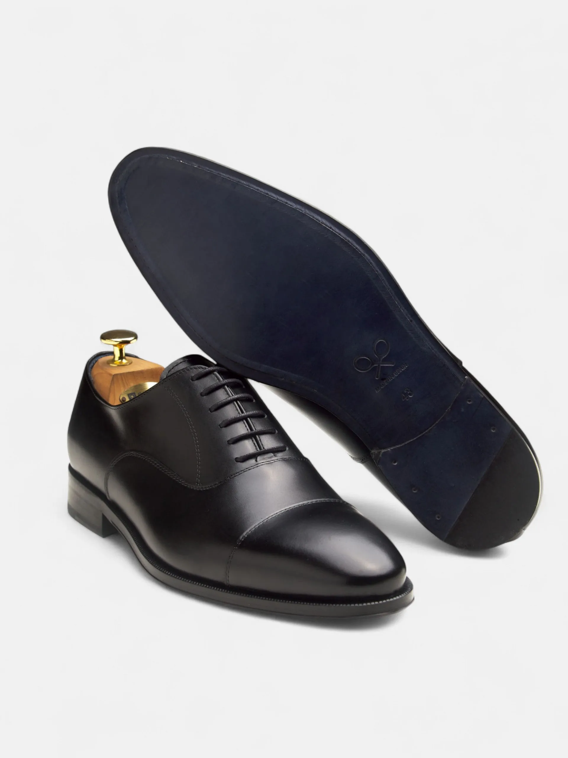 Black tailoring shoe sold by Silbon product image thumbnail 2