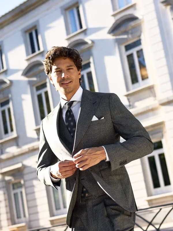 blazer grey houndstooth suit sold by Silbon