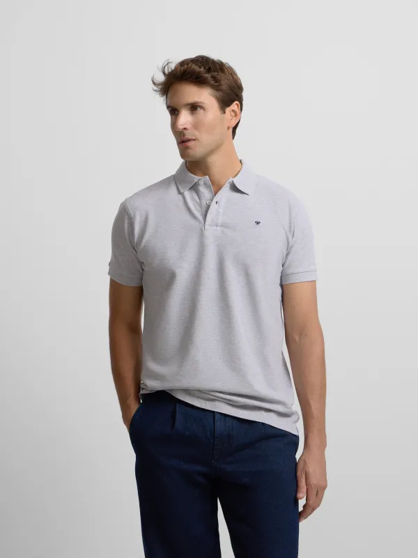 Classic plain light grey polo sold by Silbon