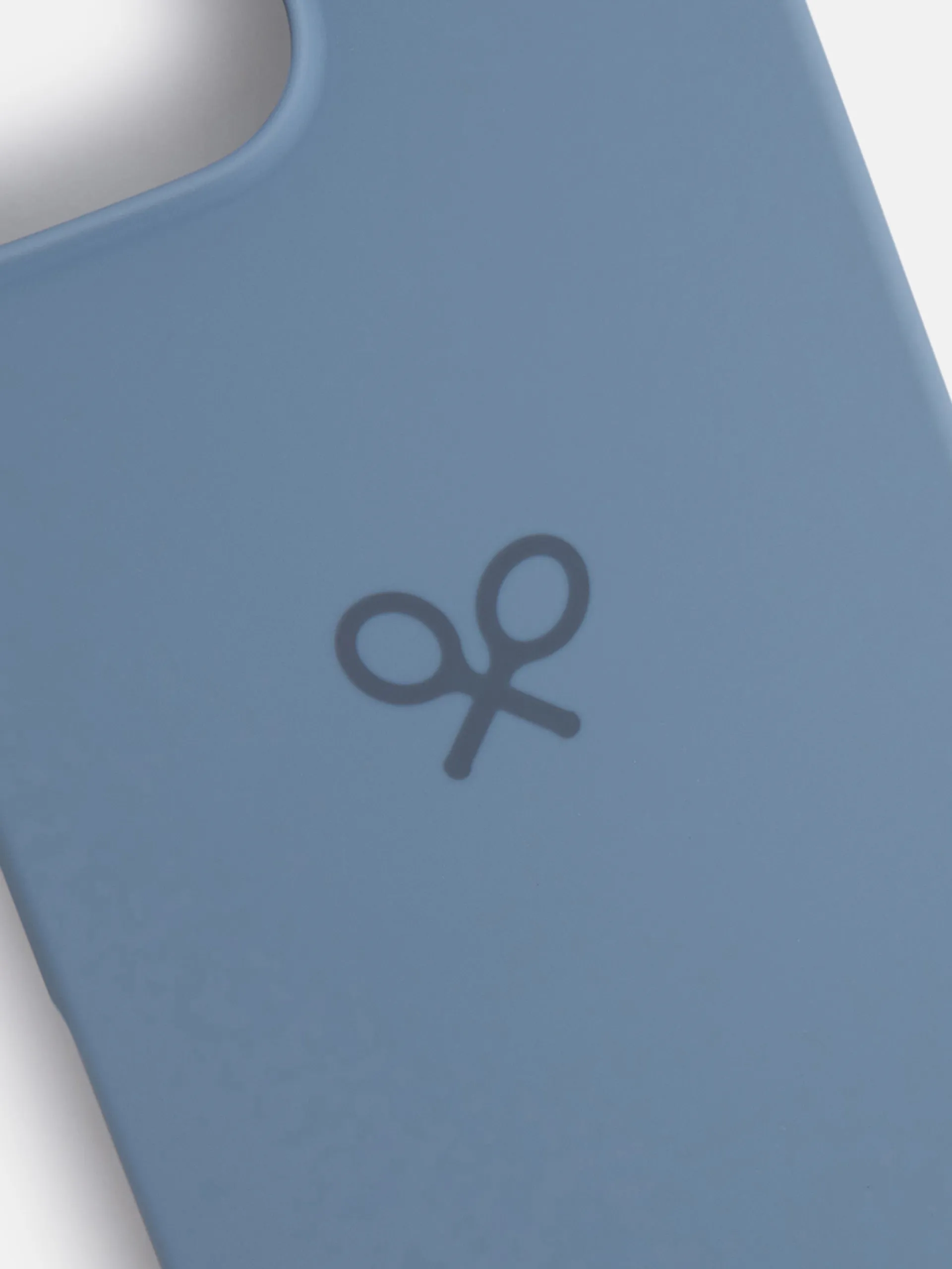 IPHONE 16 PRO MAX case medium blue sold by Silbon product image thumbnail 2