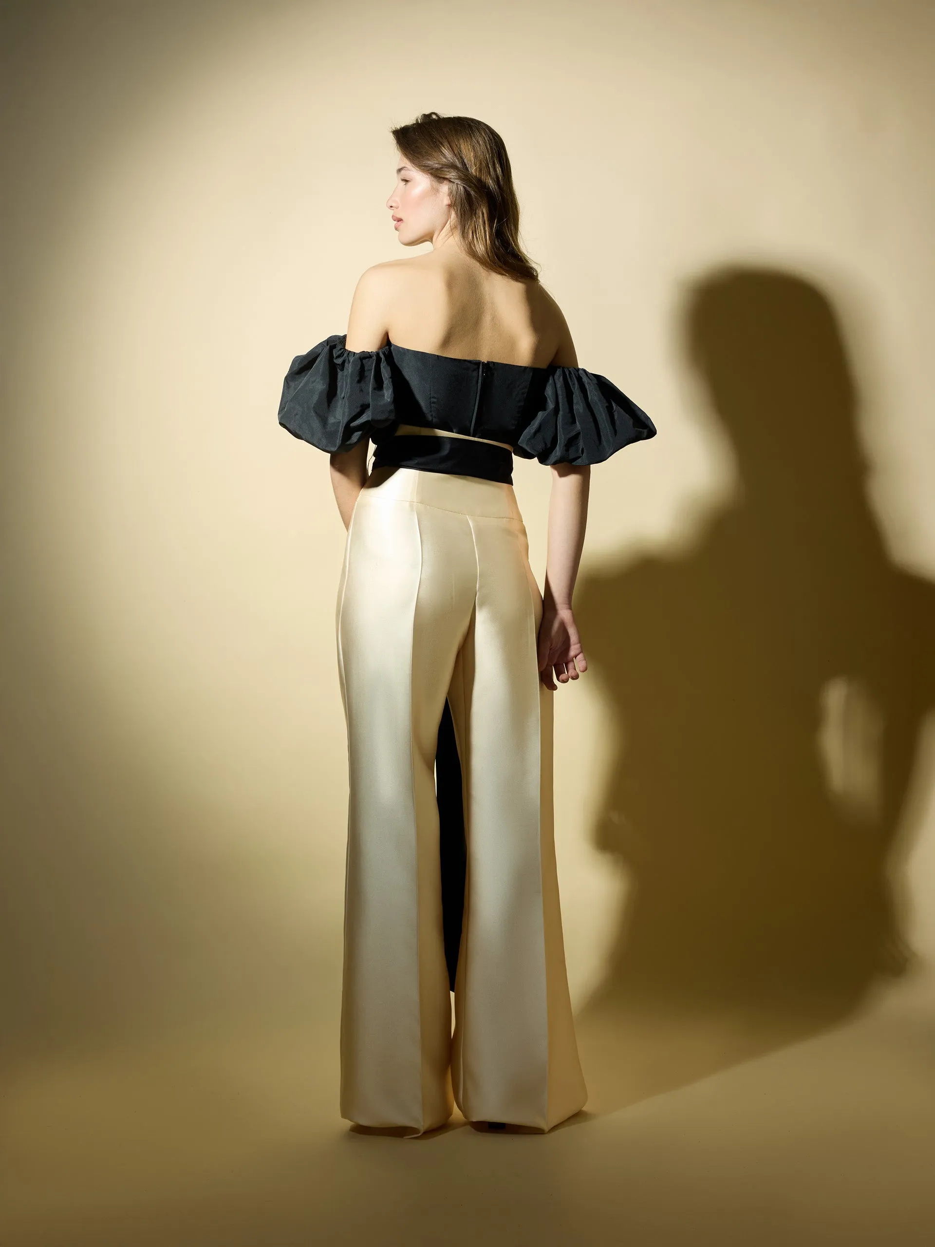 CaprilexSilbon mikado trousers in vanilla and black sold by Silbon product image thumbnail 5
