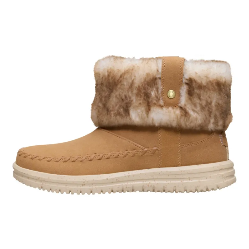 Camden Cuff Classic Cozy - Cognac made by Hey Dude