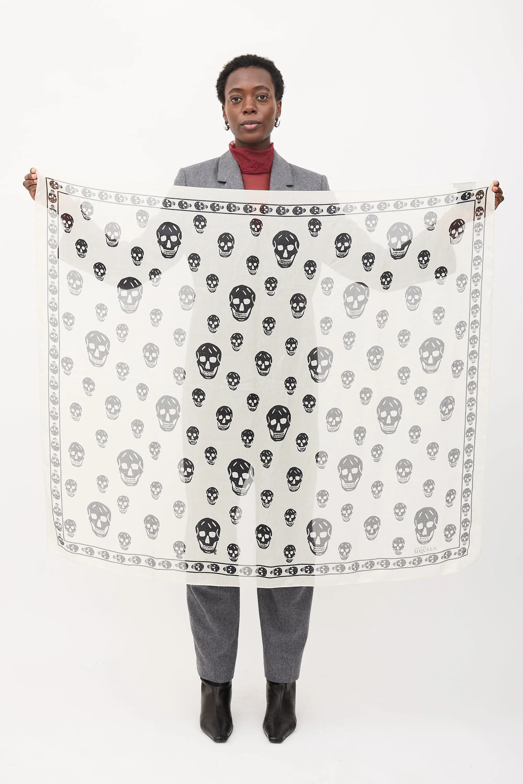 Silk Skull Scarf sold by VSP Consignment product image thumbnail 2