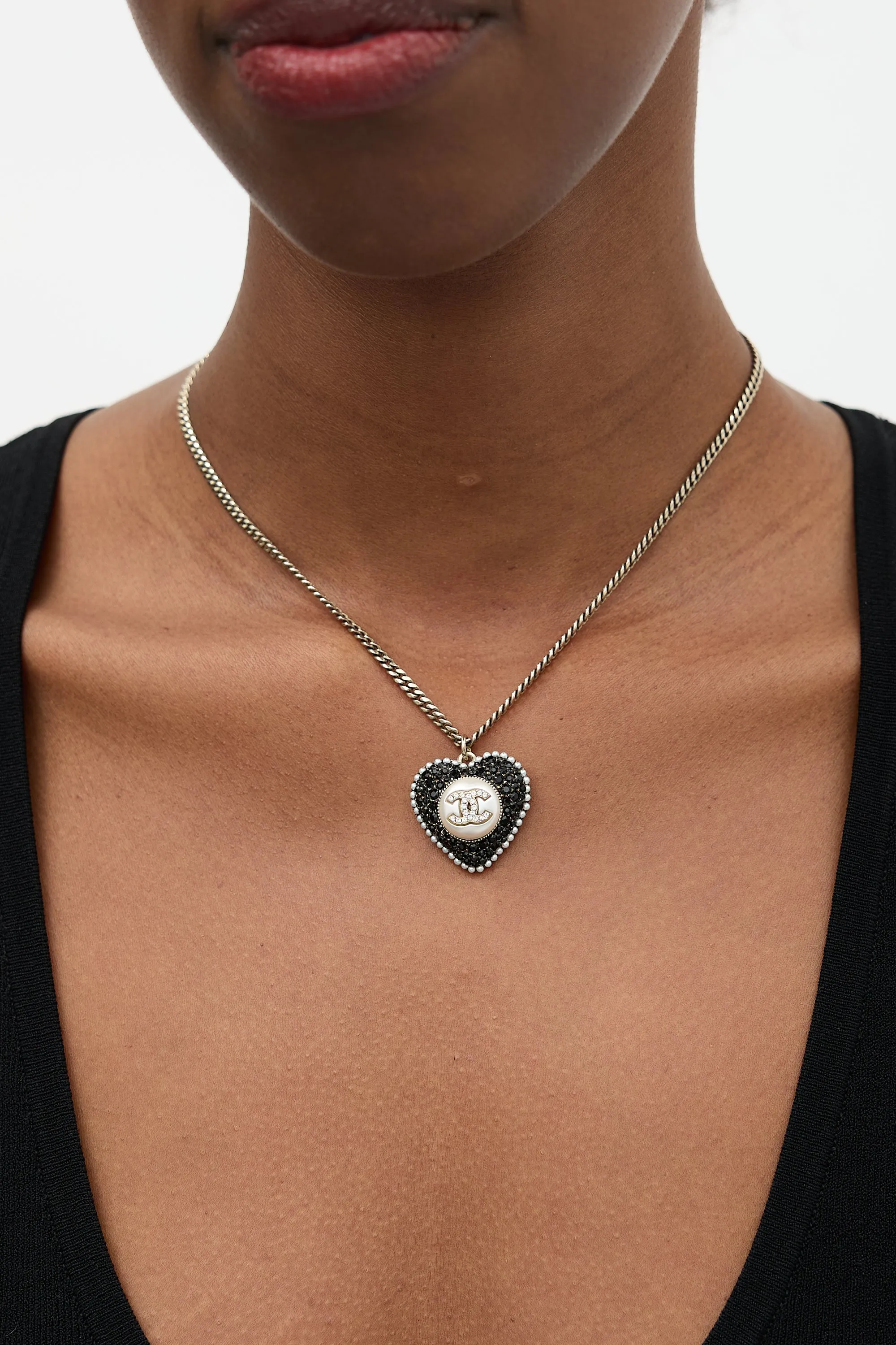 Cruise 2022 Pearl & Crystal Heart CC Necklace sold by VSP Consignment