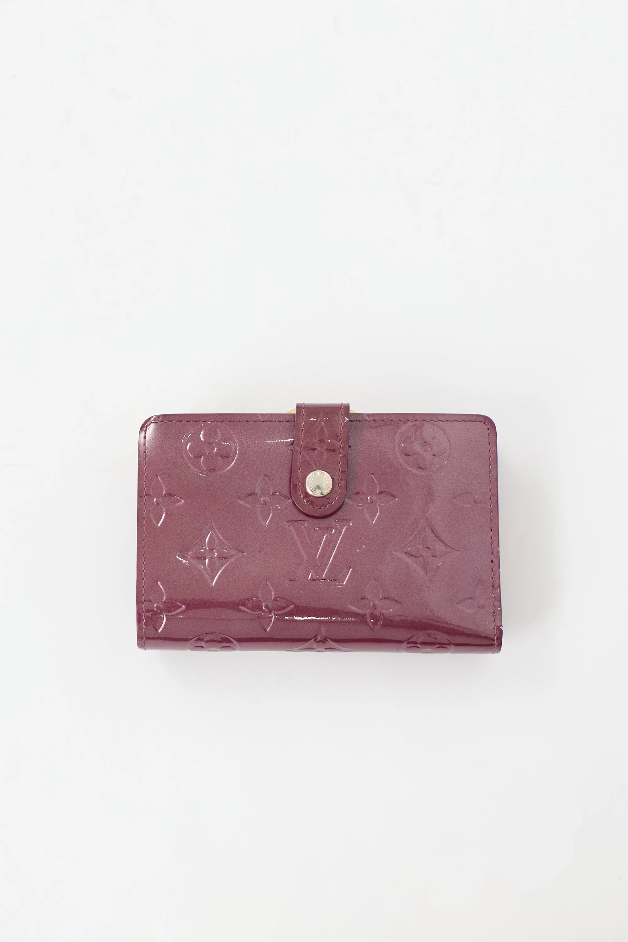 Vernis Portefeuille Viennois Wallet sold by VSP Consignment