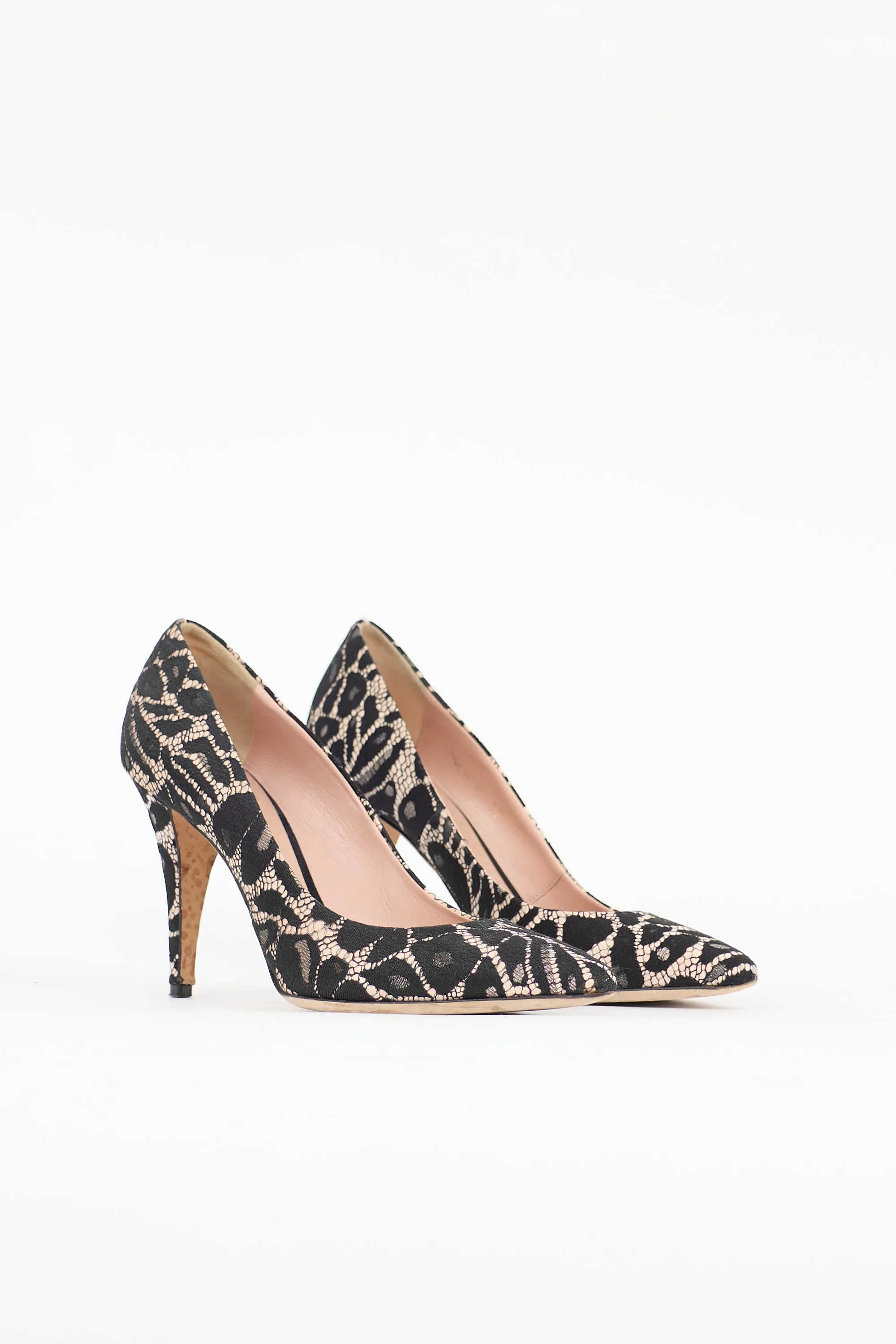 Satin Lace Pump sold by VSP Consignment product image thumbnail 2