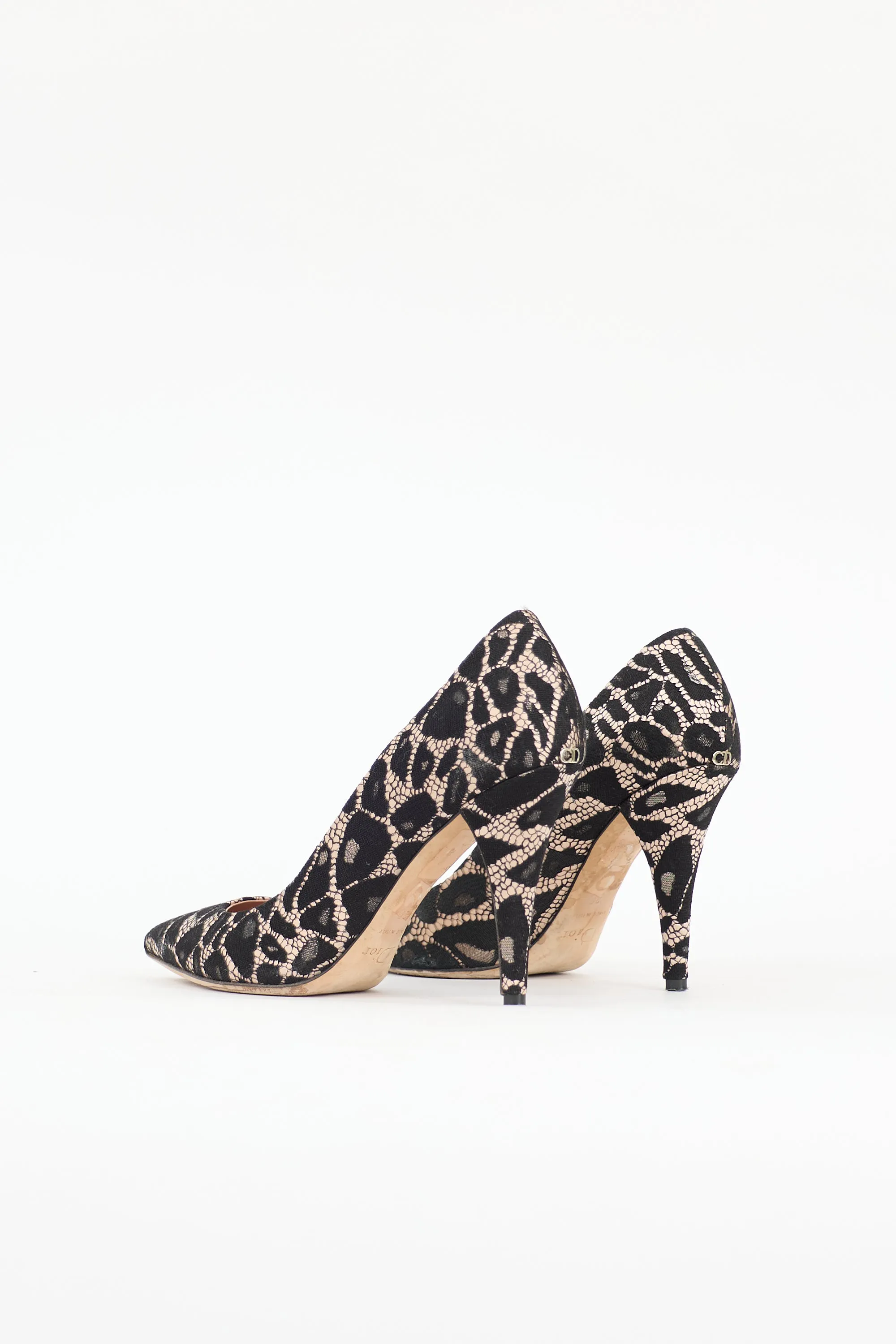 Satin Lace Pump sold by VSP Consignment product image thumbnail 4