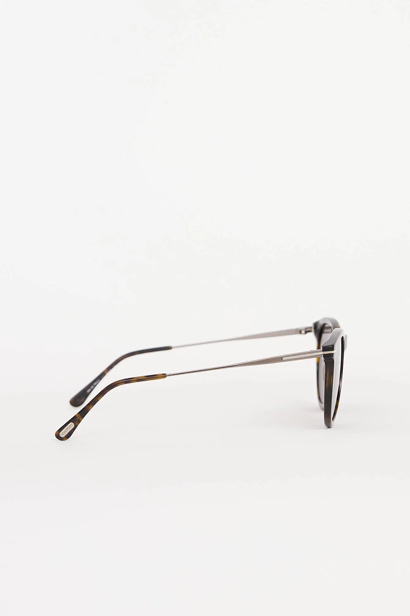 Kellan-02TF626 Round Sunglasses sold by VSP Consignment product image thumbnail 3