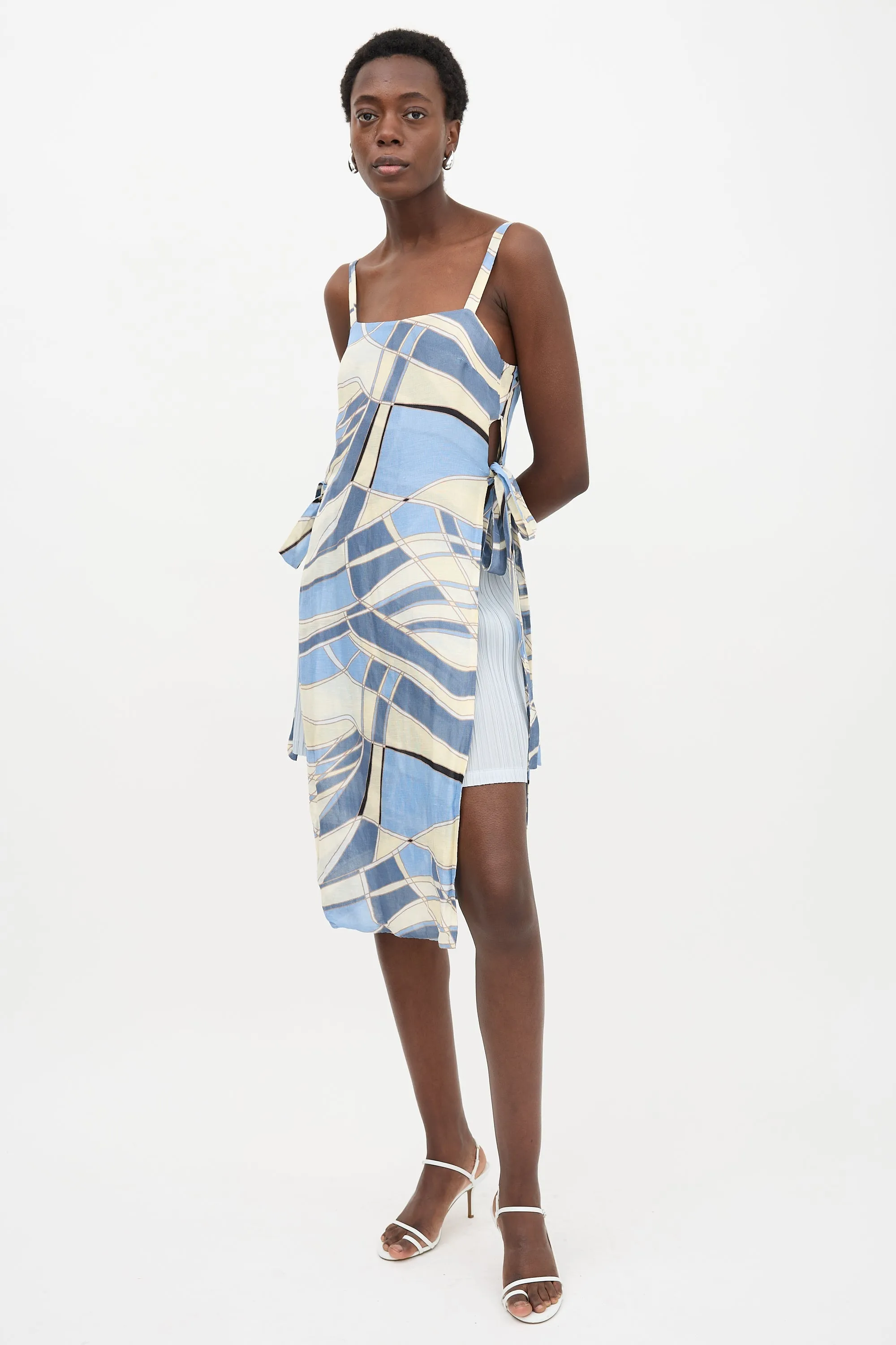 Printed Este Tunic Top sold by VSP Consignment product image thumbnail 3