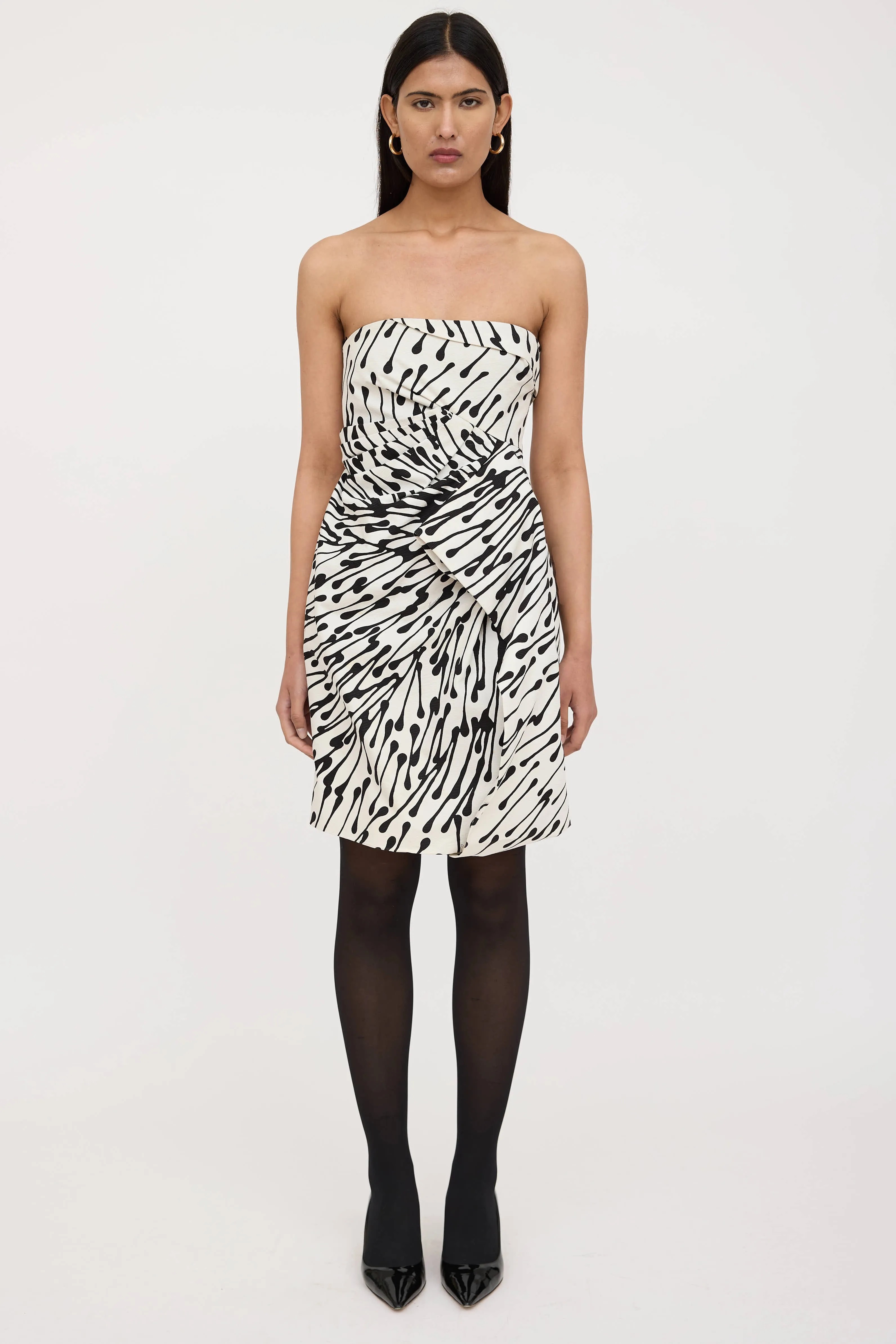 Patterned Pleated Dress sold by VSP Consignment product image thumbnail 2