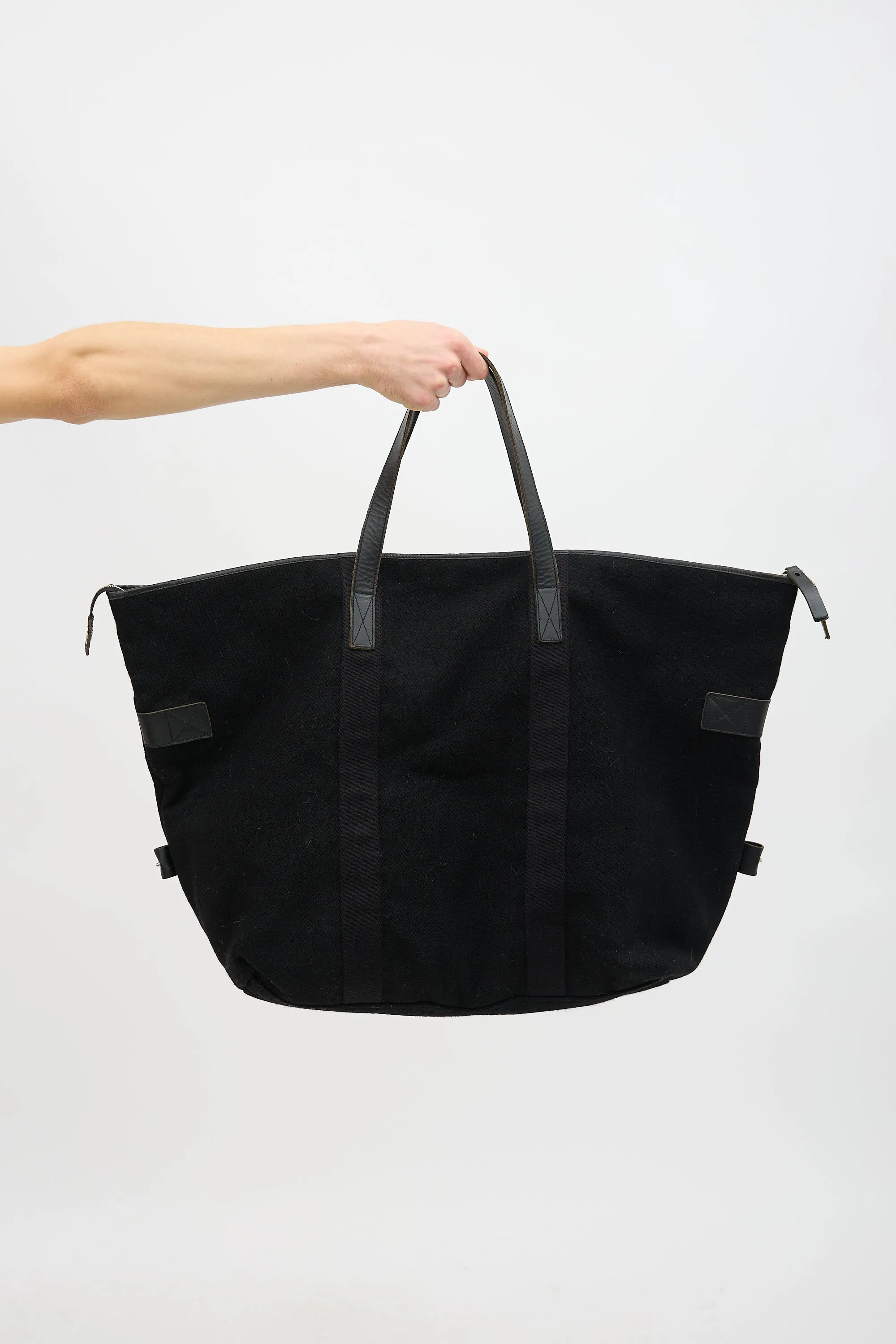 Wool Weekender Bag sold by VSP Consignment product image thumbnail 3