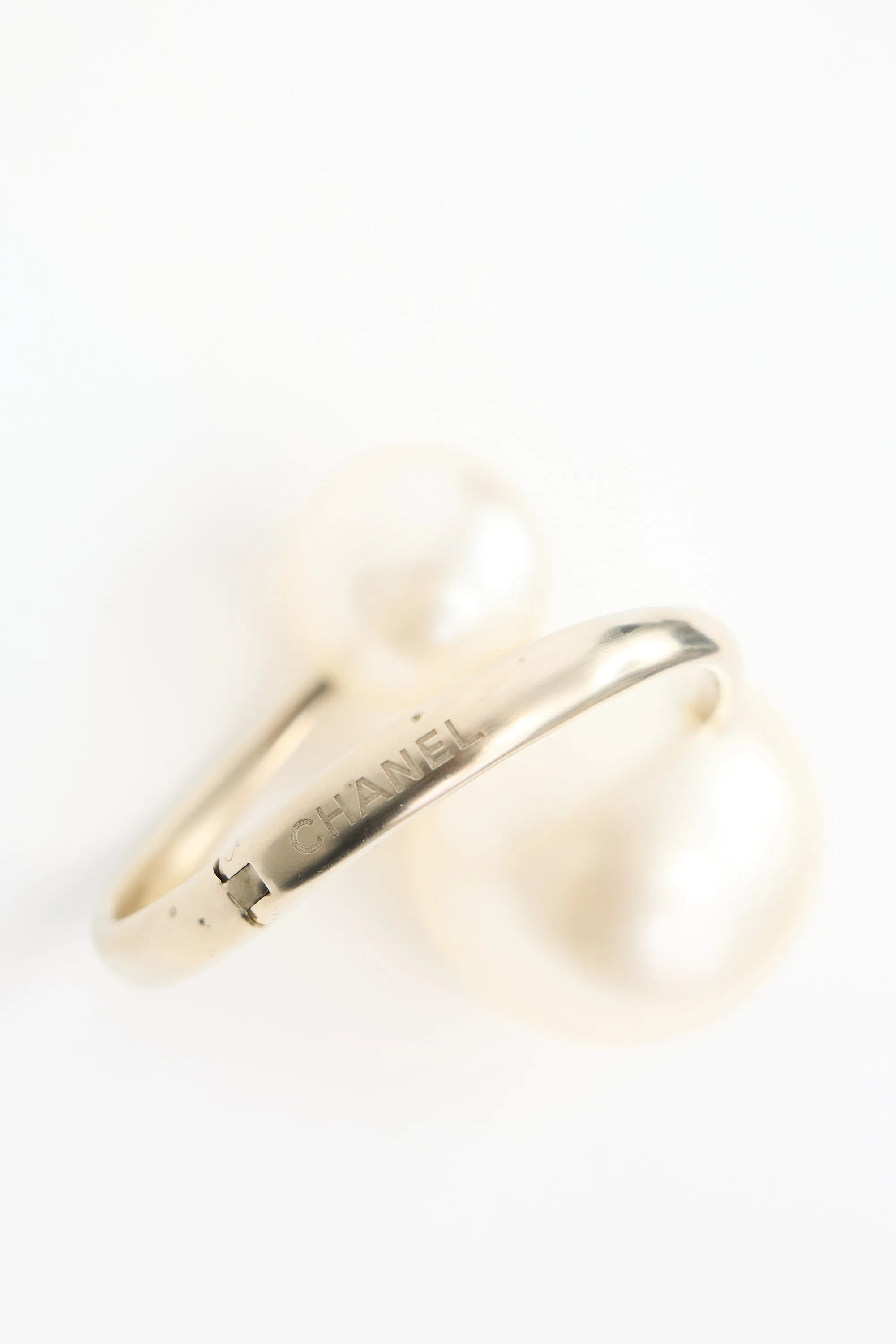 SS 2014 Faux Pearl Bypass Bracelet sold by VSP Consignment product image thumbnail 4