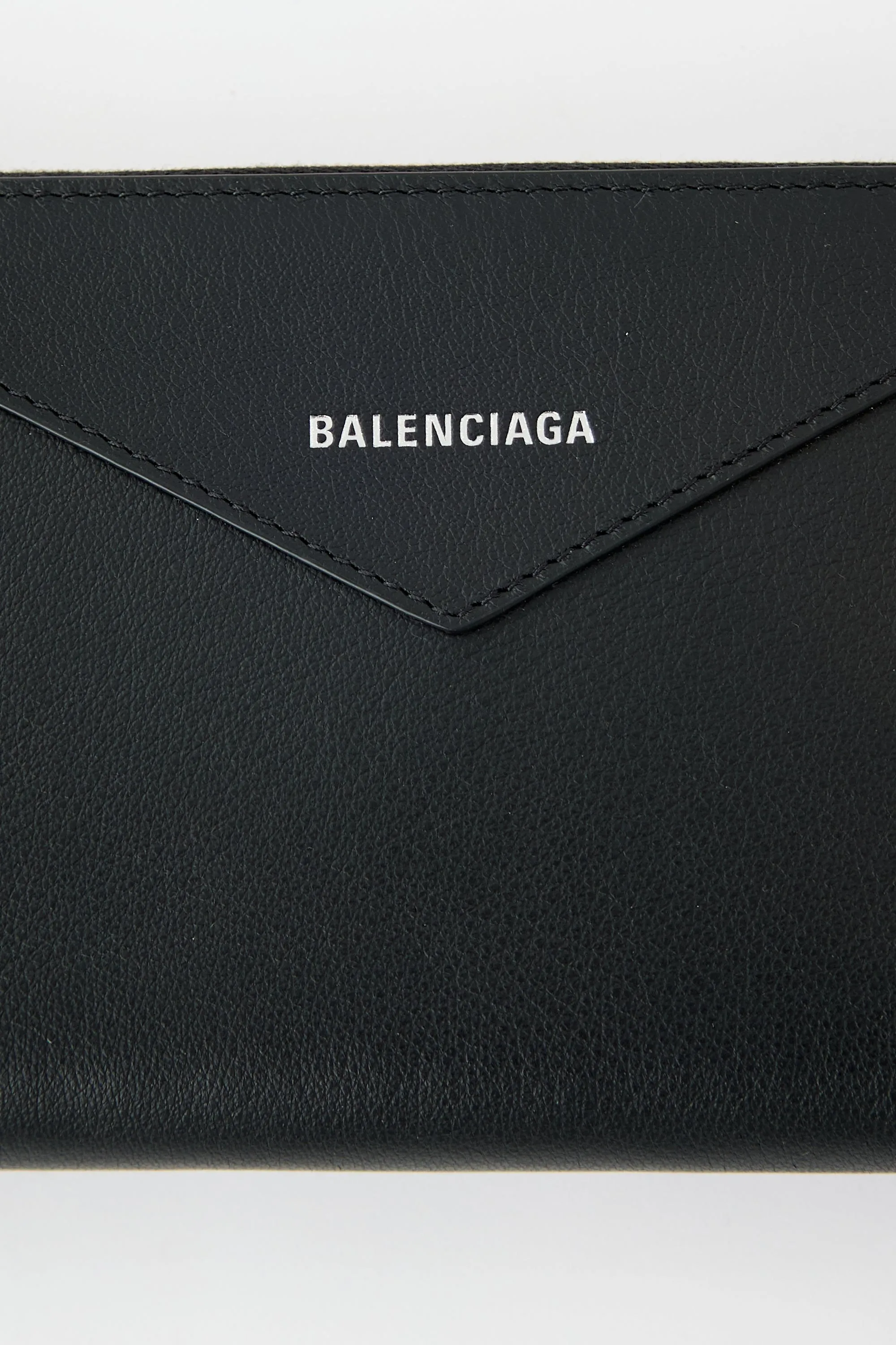 Leather Papier Zip Around Wallet sold by VSP Consignment product image thumbnail 4