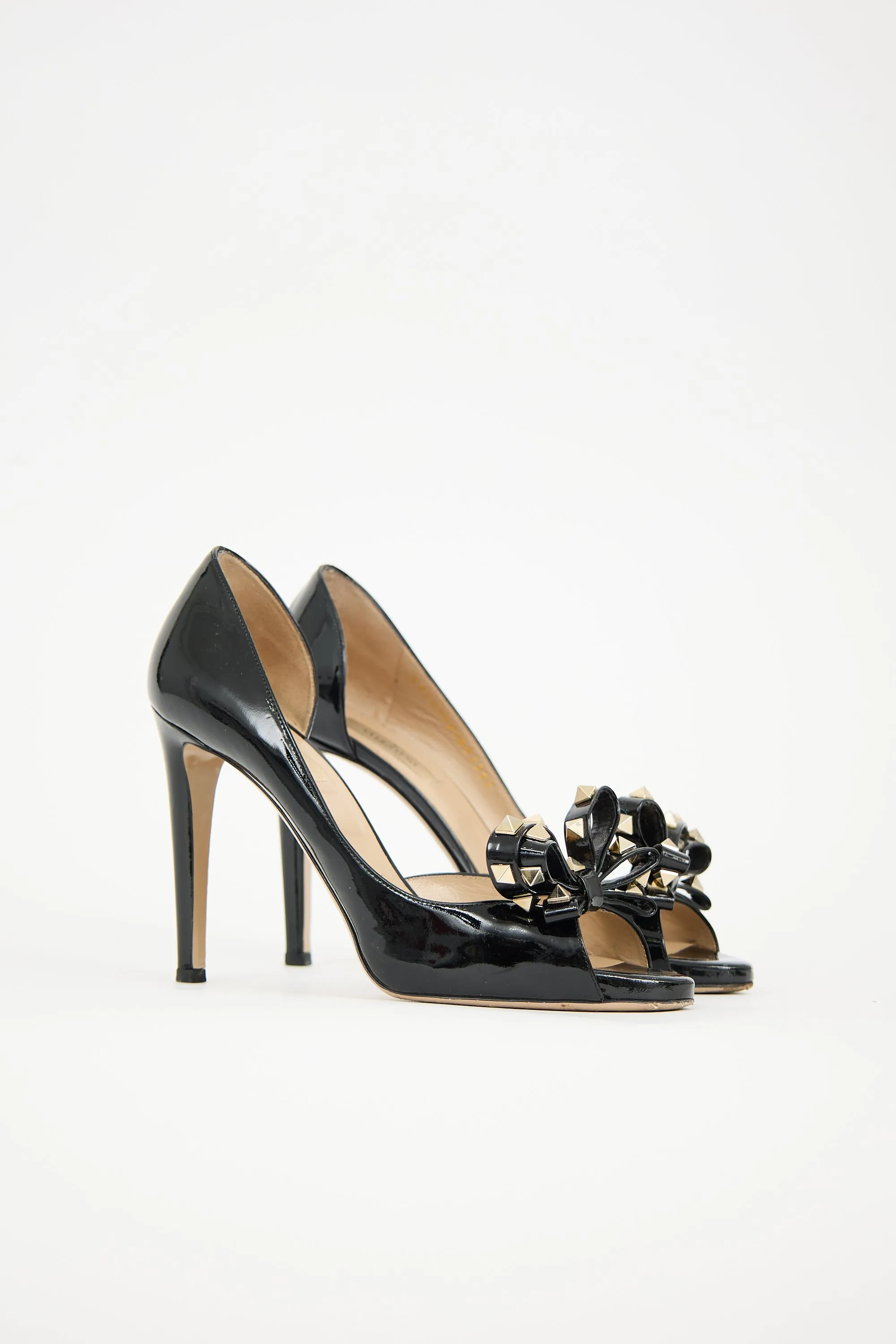 Patent Rockstud Bow Pump sold by VSP Consignment product image thumbnail 2