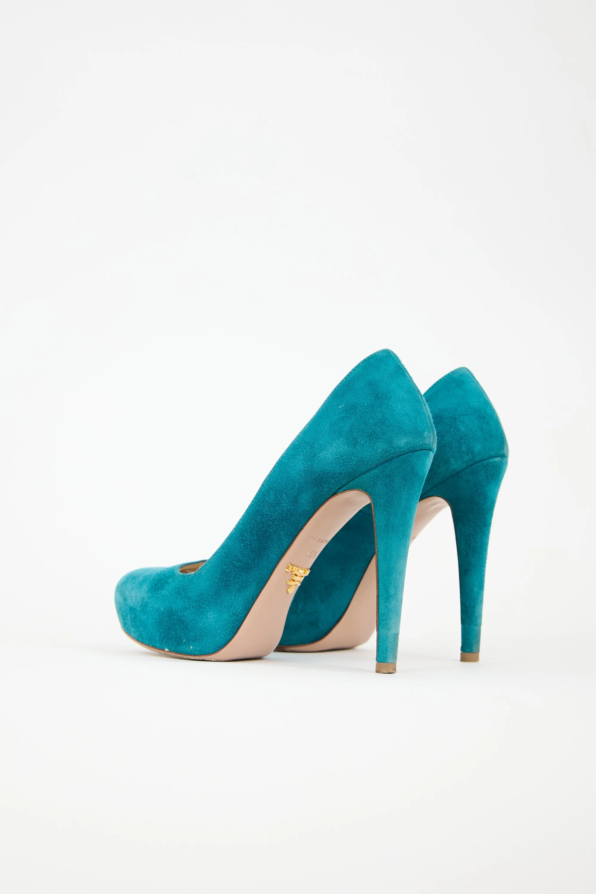 Suede Platform Pump sold by VSP Consignment product image thumbnail 4
