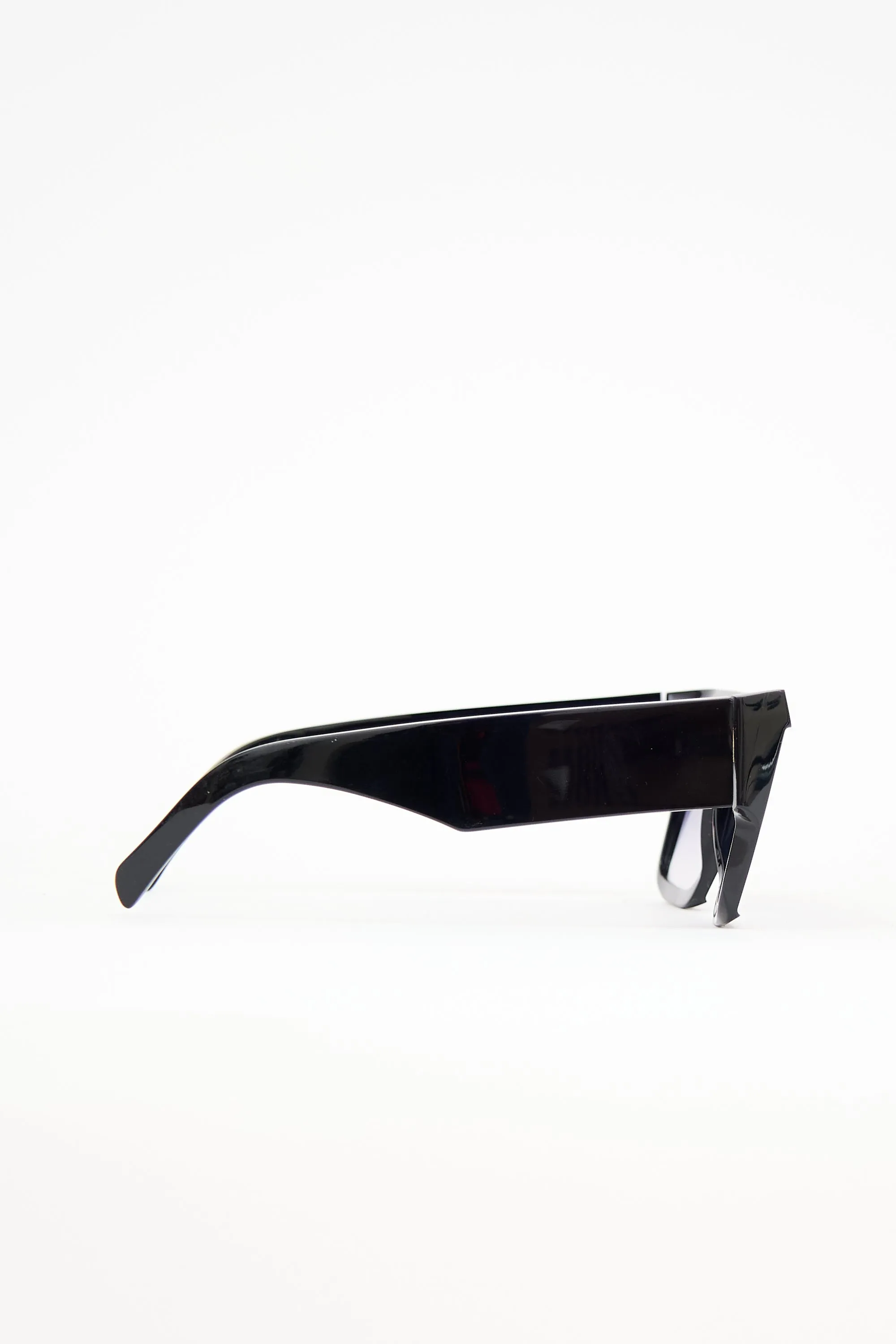 CL40030L Pilot Sunglasses sold by VSP Consignment product image thumbnail 3