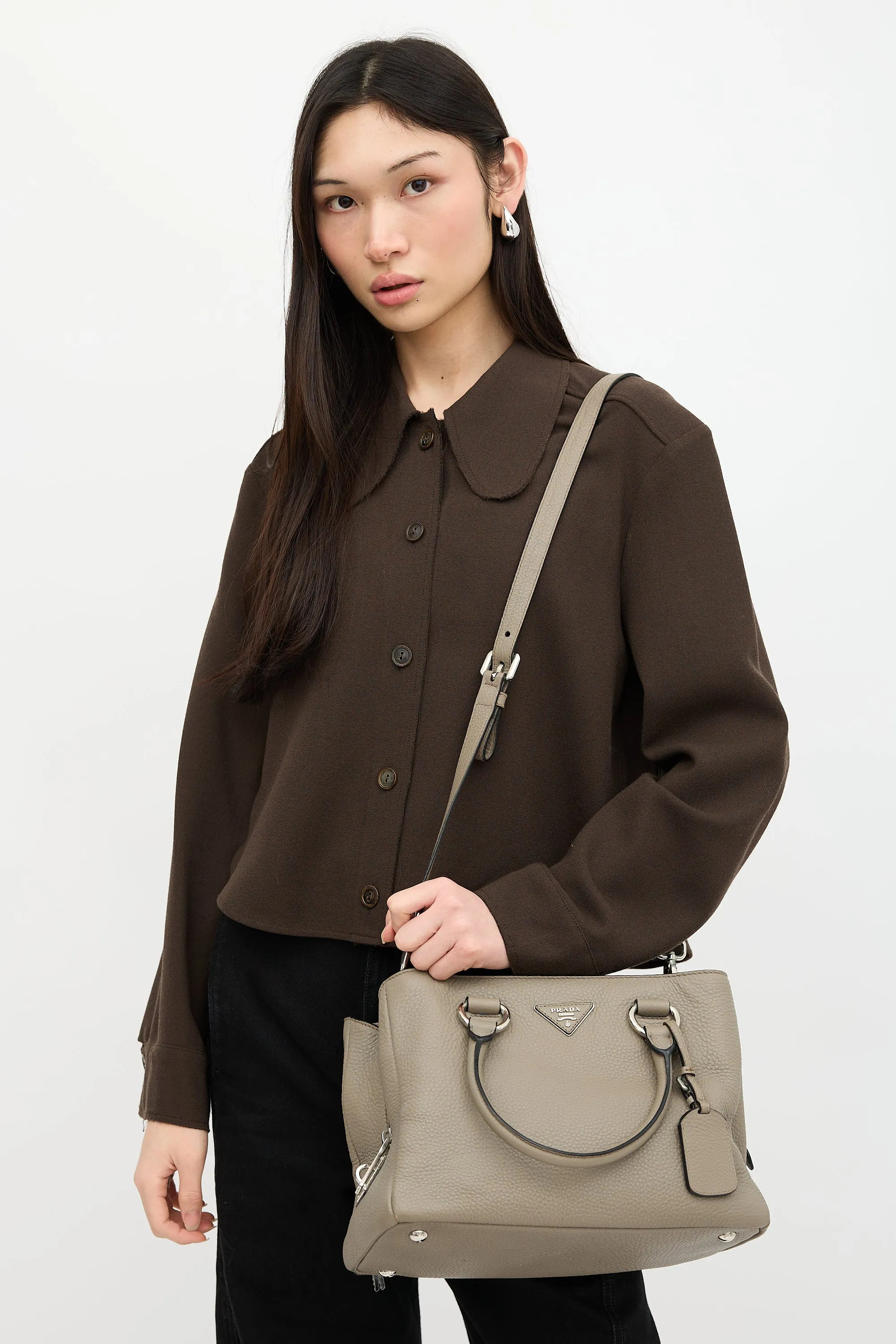 Daino Leather Tote Bag sold by VSP Consignment product image thumbnail 2