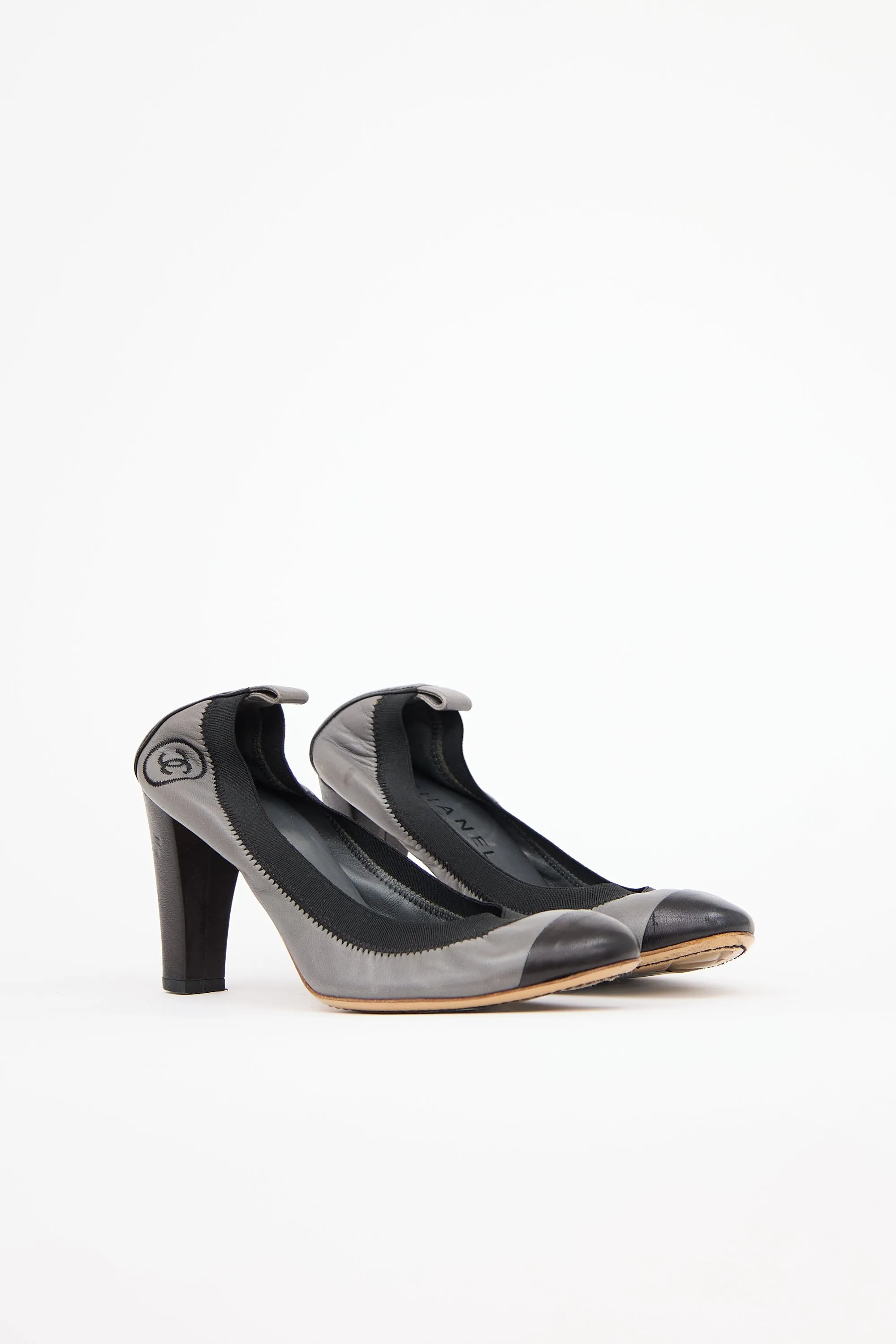 Leather CC Pump sold by VSP Consignment product image thumbnail 2
