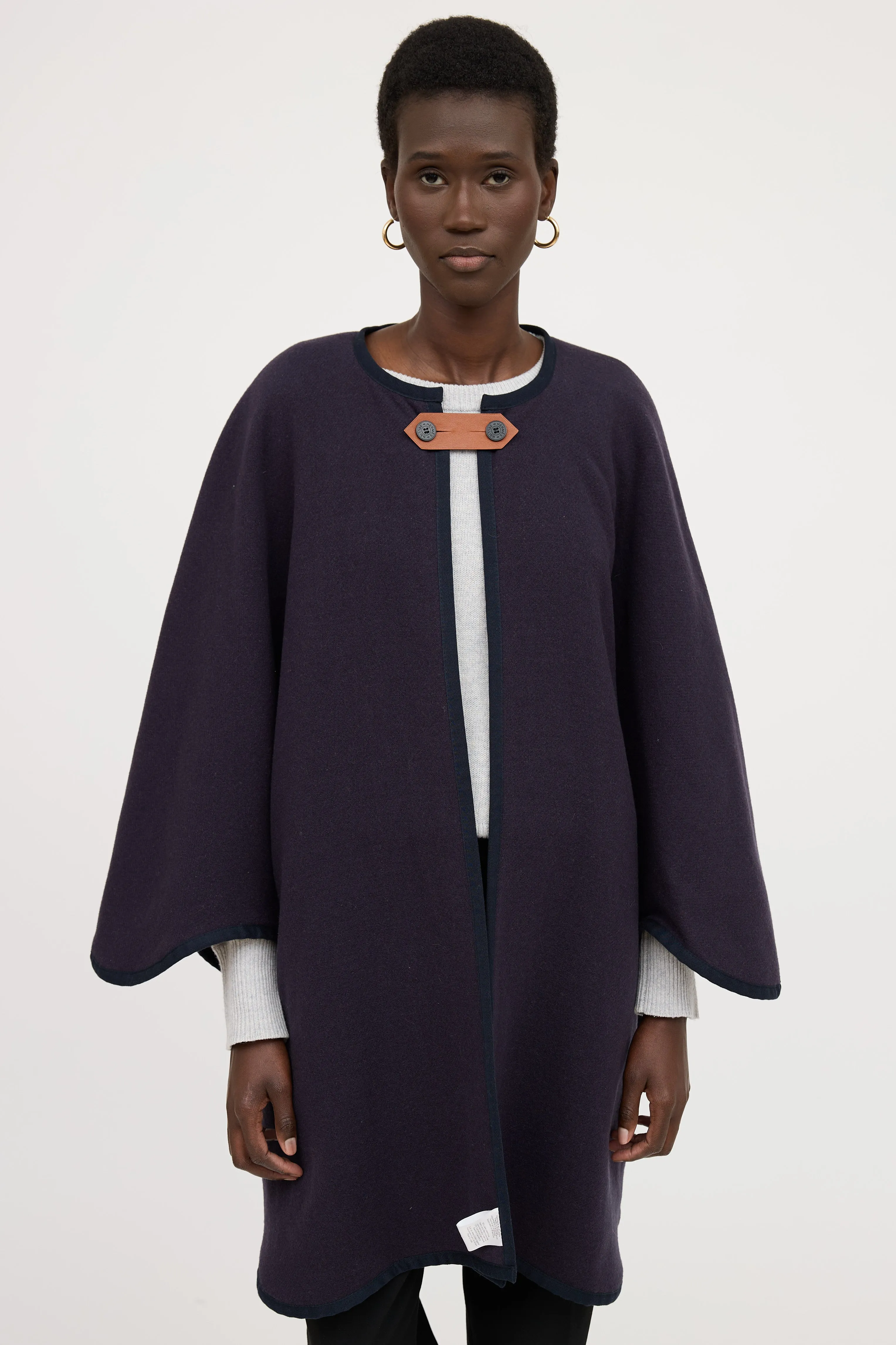 Wool Reversible Plaid Cape sold by VSP Consignment product image thumbnail 2