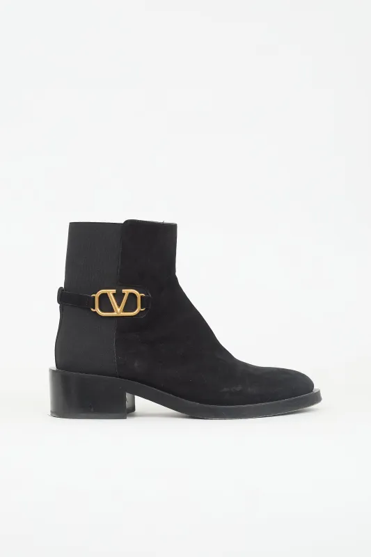 Suede VLogo Boot sold by VSP Consignment