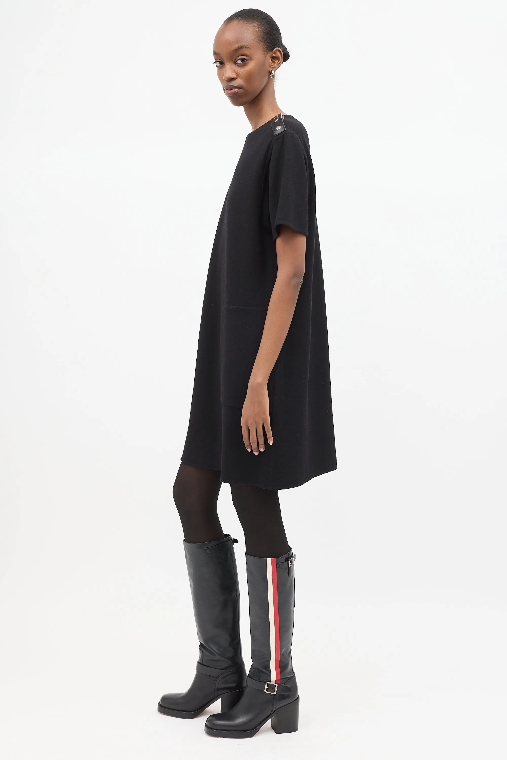 Wool Two Pocket Shift Dress sold by VSP Consignment product image thumbnail 5