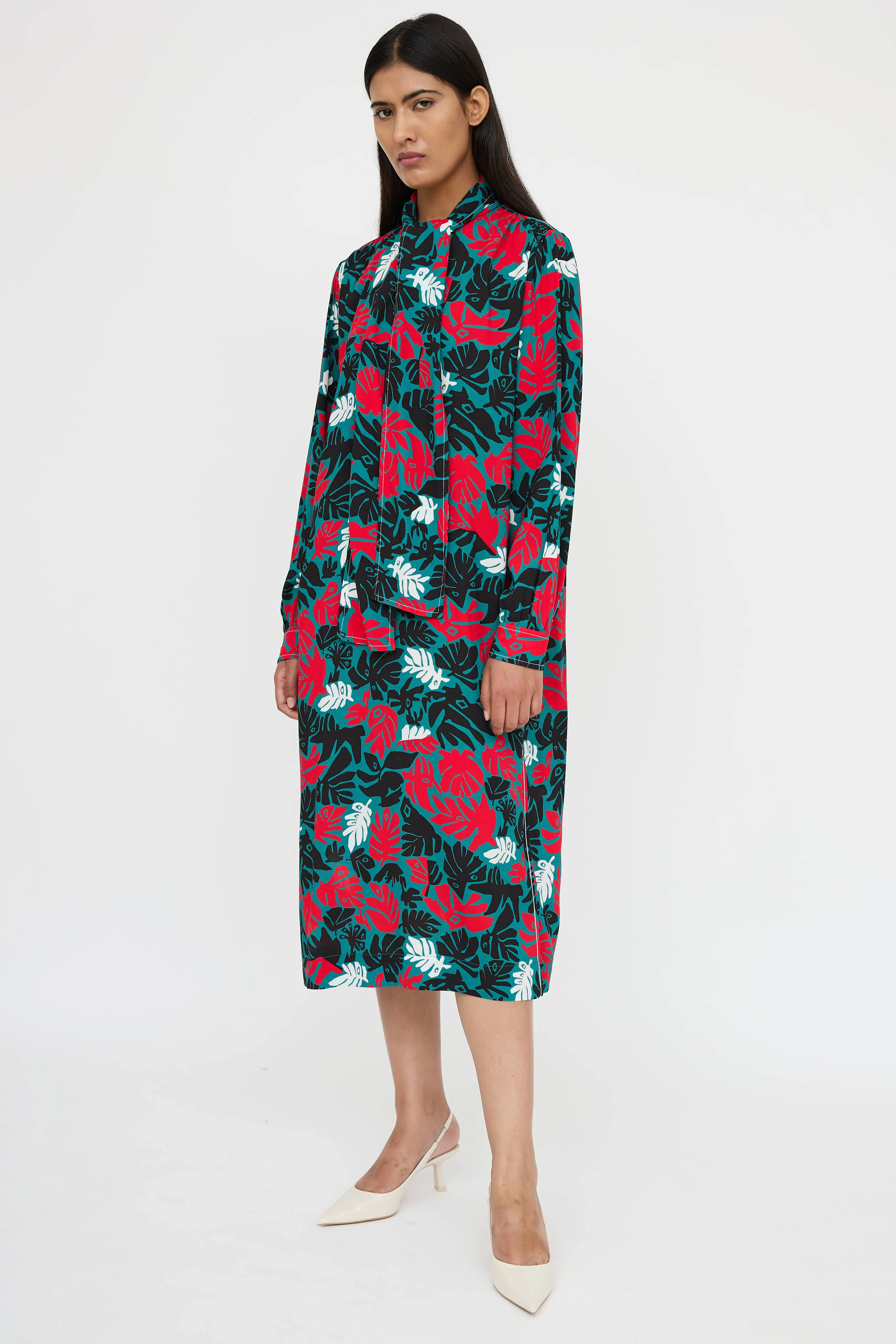 Palm Leaf Dress sold by VSP Consignment product image thumbnail 3