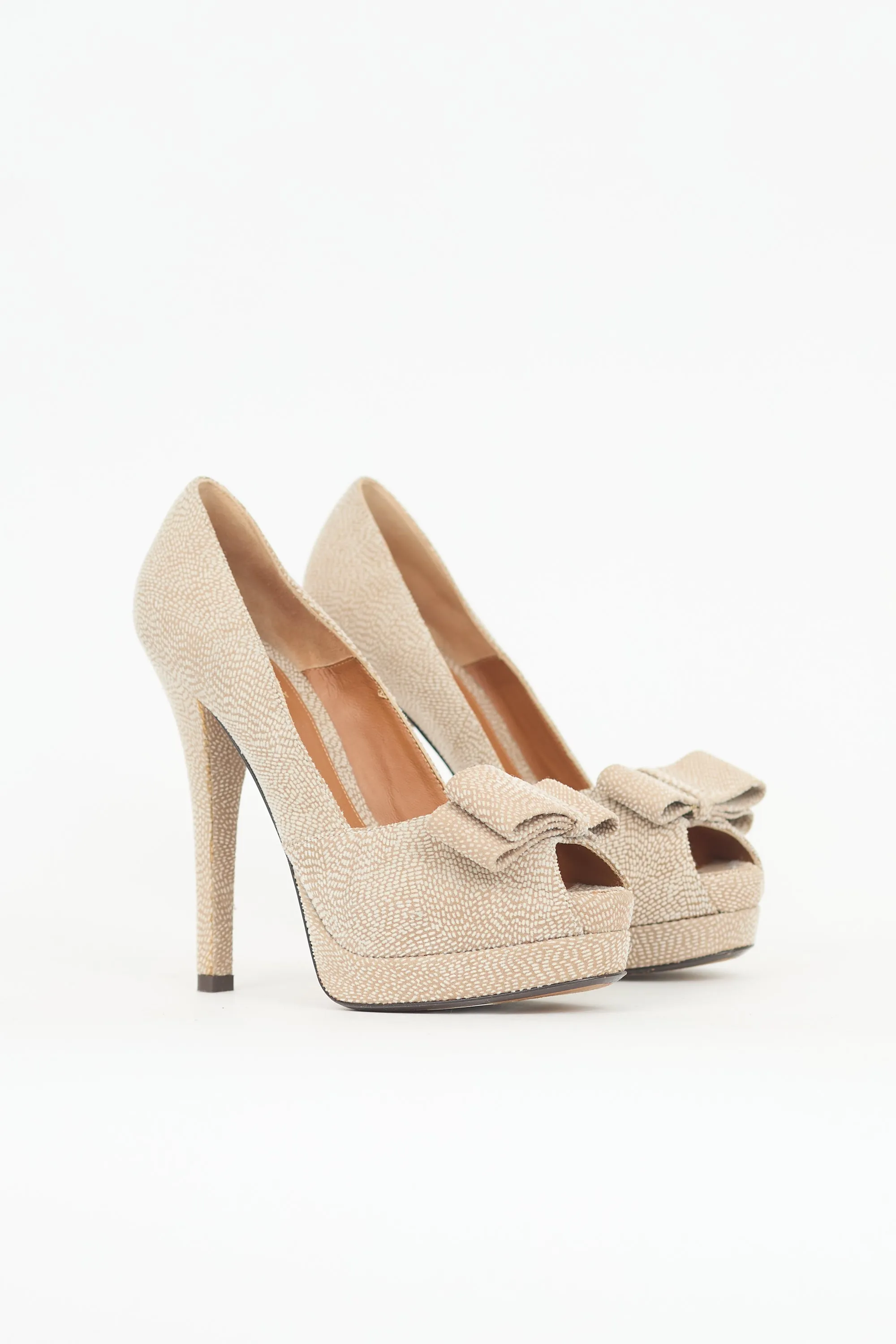 Textured Suede Bow Pump sold by VSP Consignment product image thumbnail 2