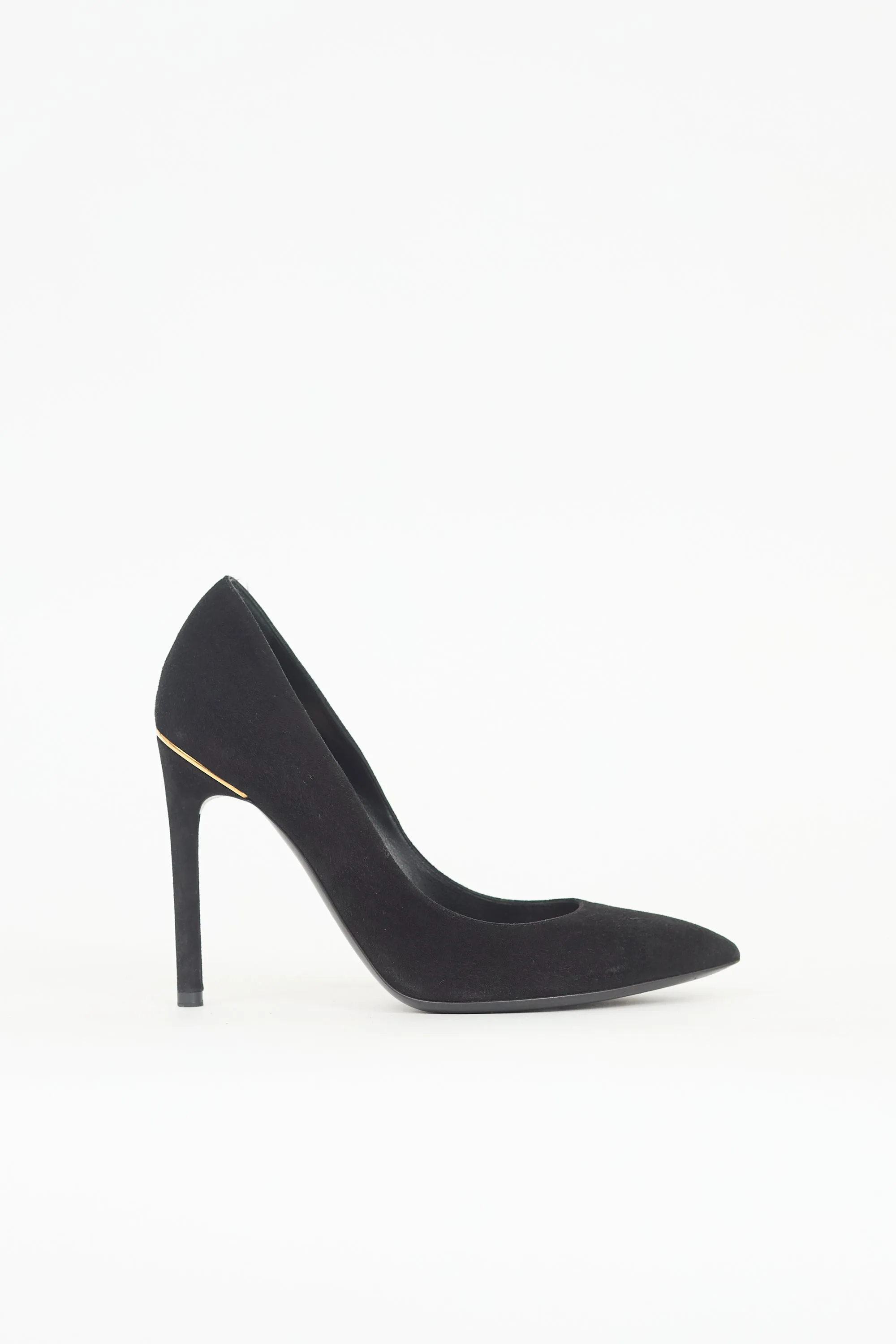 Suede Pump sold by VSP Consignment