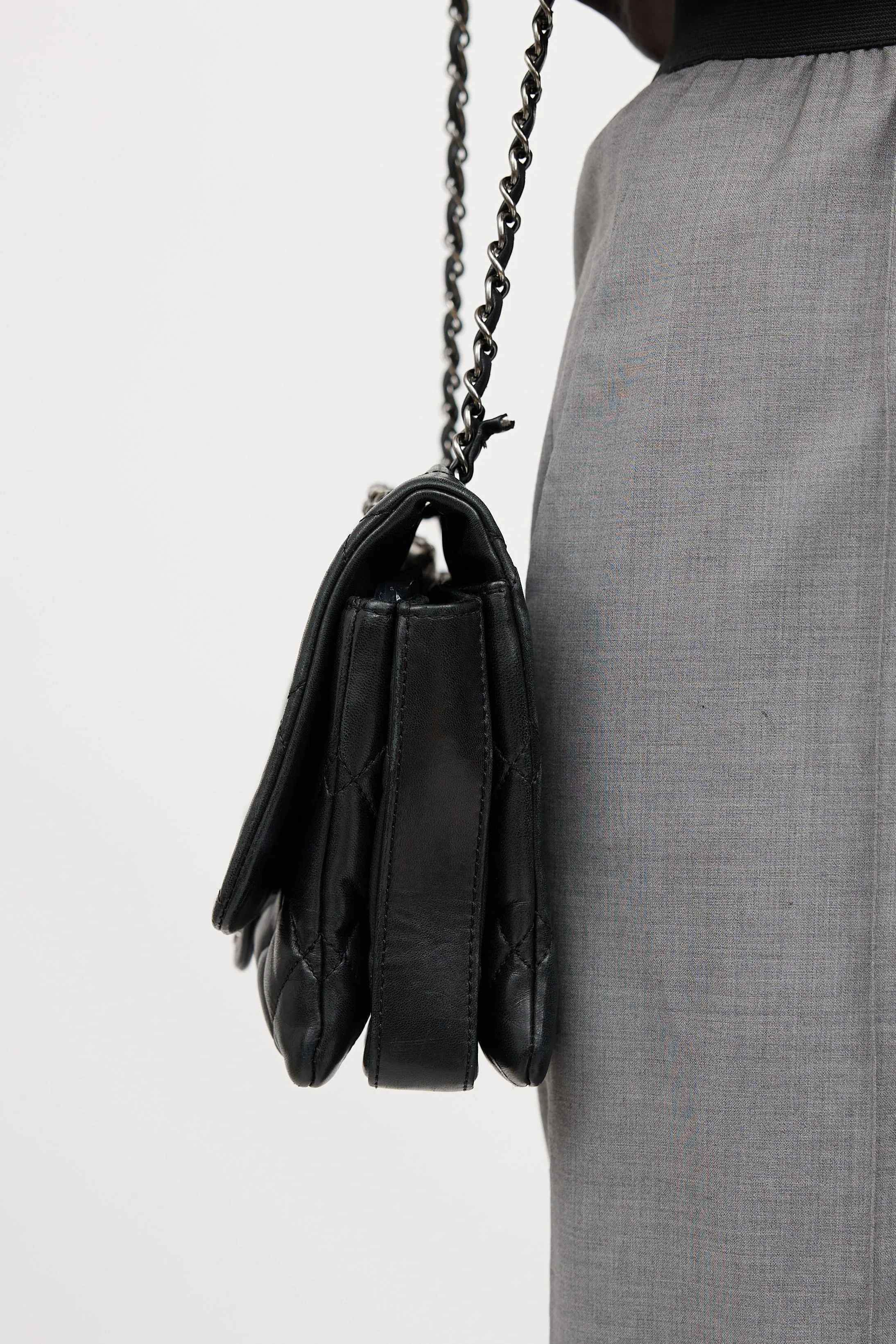 Three Flap Accordion Bag sold by VSP Consignment product image thumbnail 5