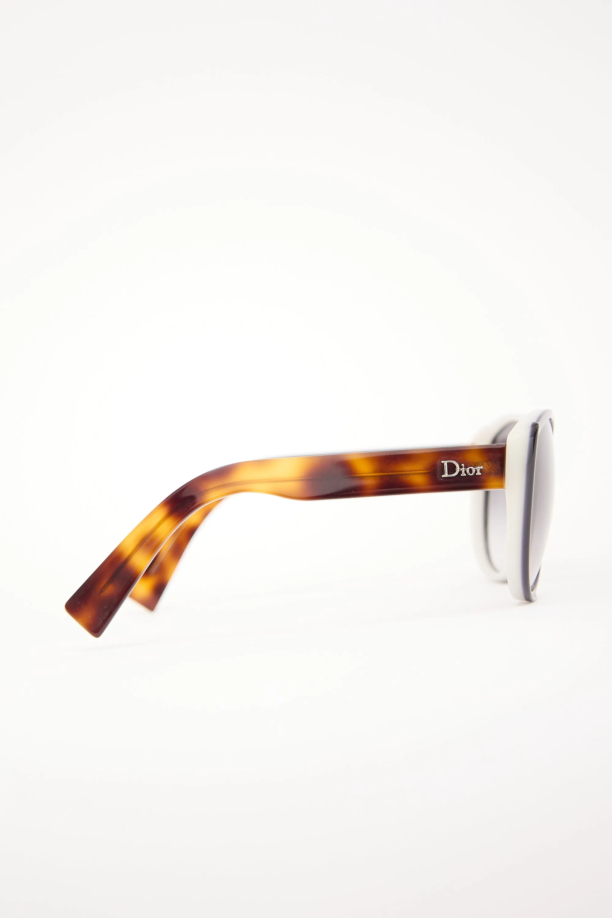 Summerset1 Sunglasses sold by VSP Consignment product image thumbnail 4