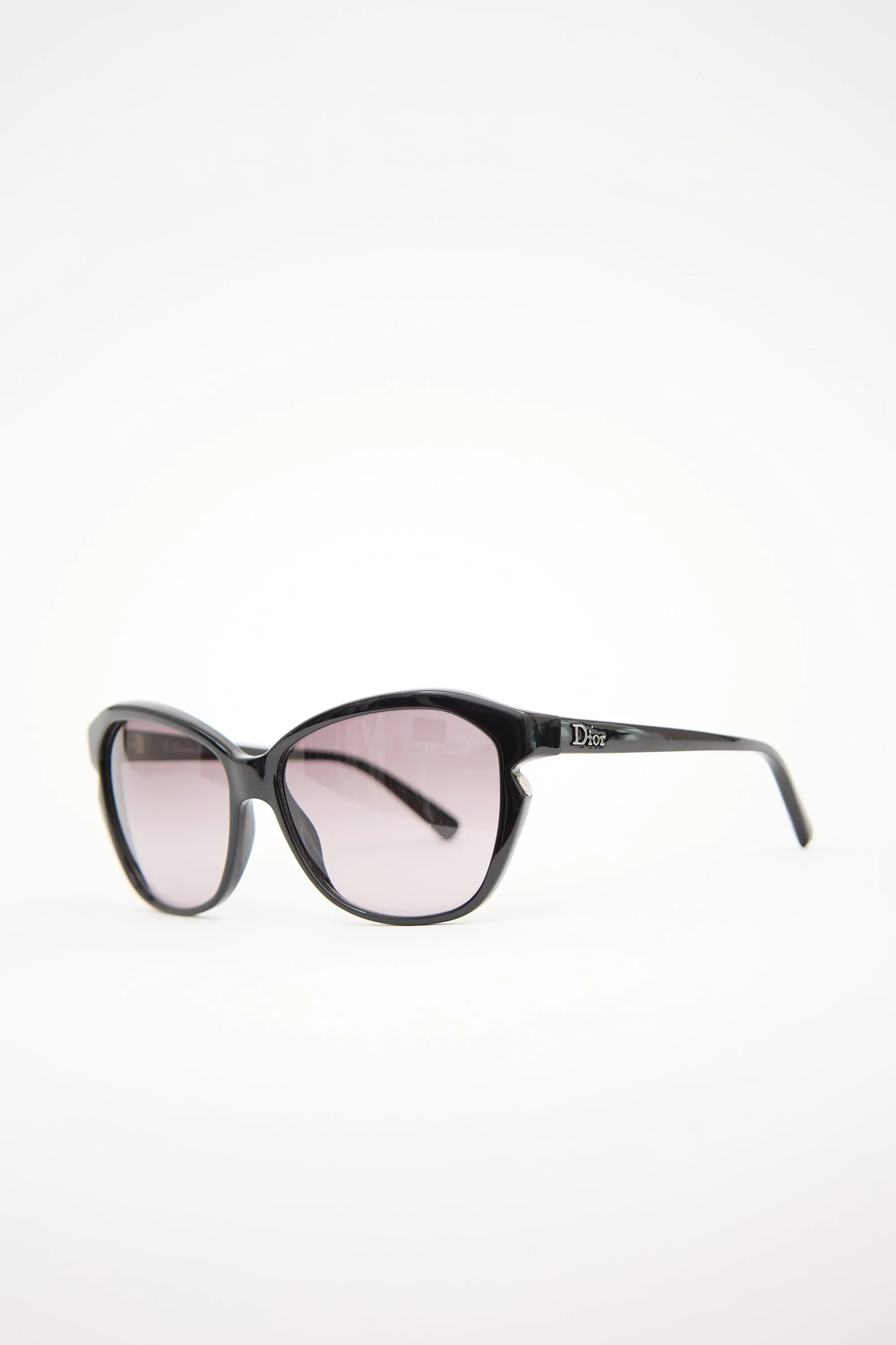 D28EU SimplyDior sunglasses sold by VSP Consignment product image thumbnail 2