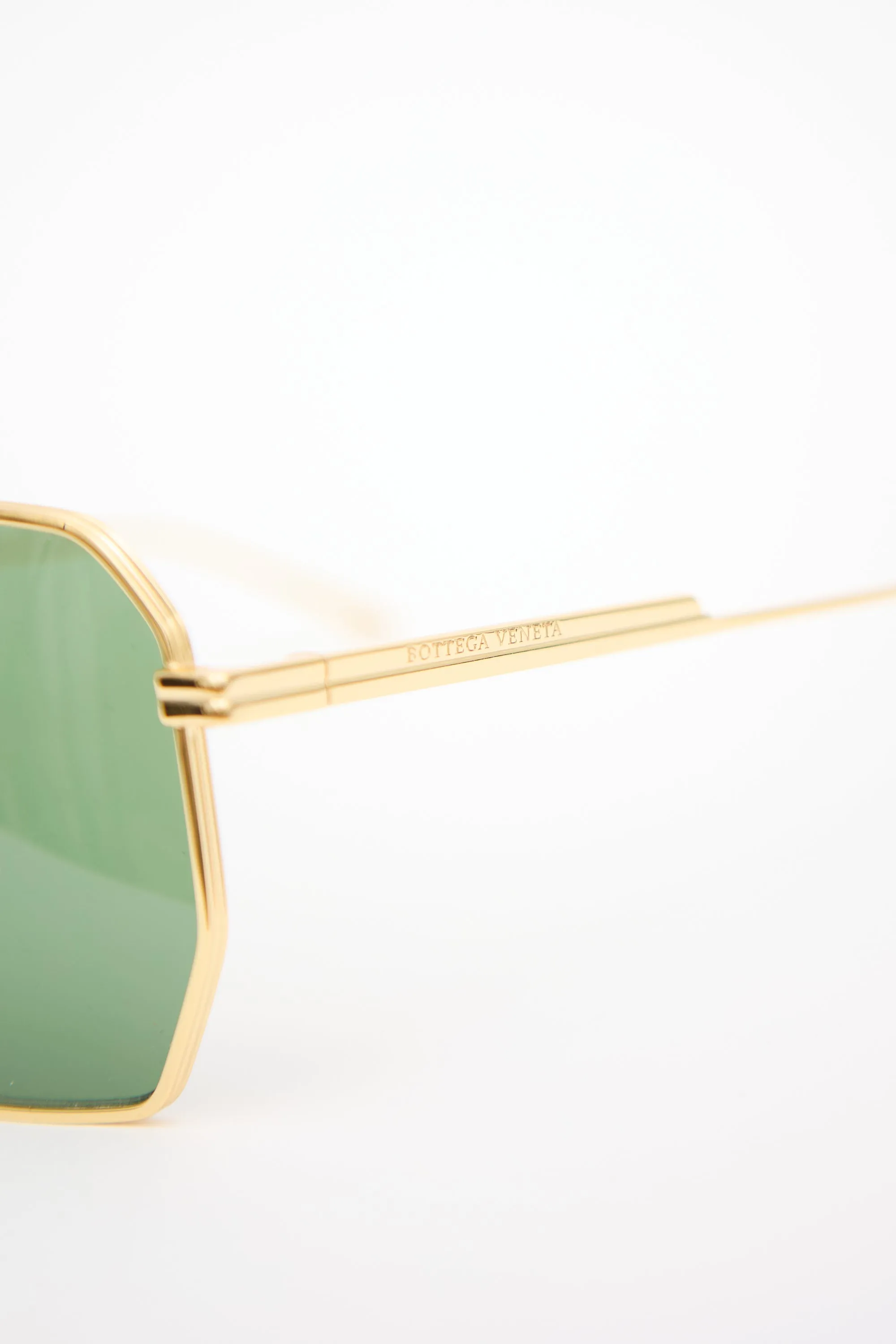 BF1012S Aviator Sunglasses sold by VSP Consignment product image thumbnail 3