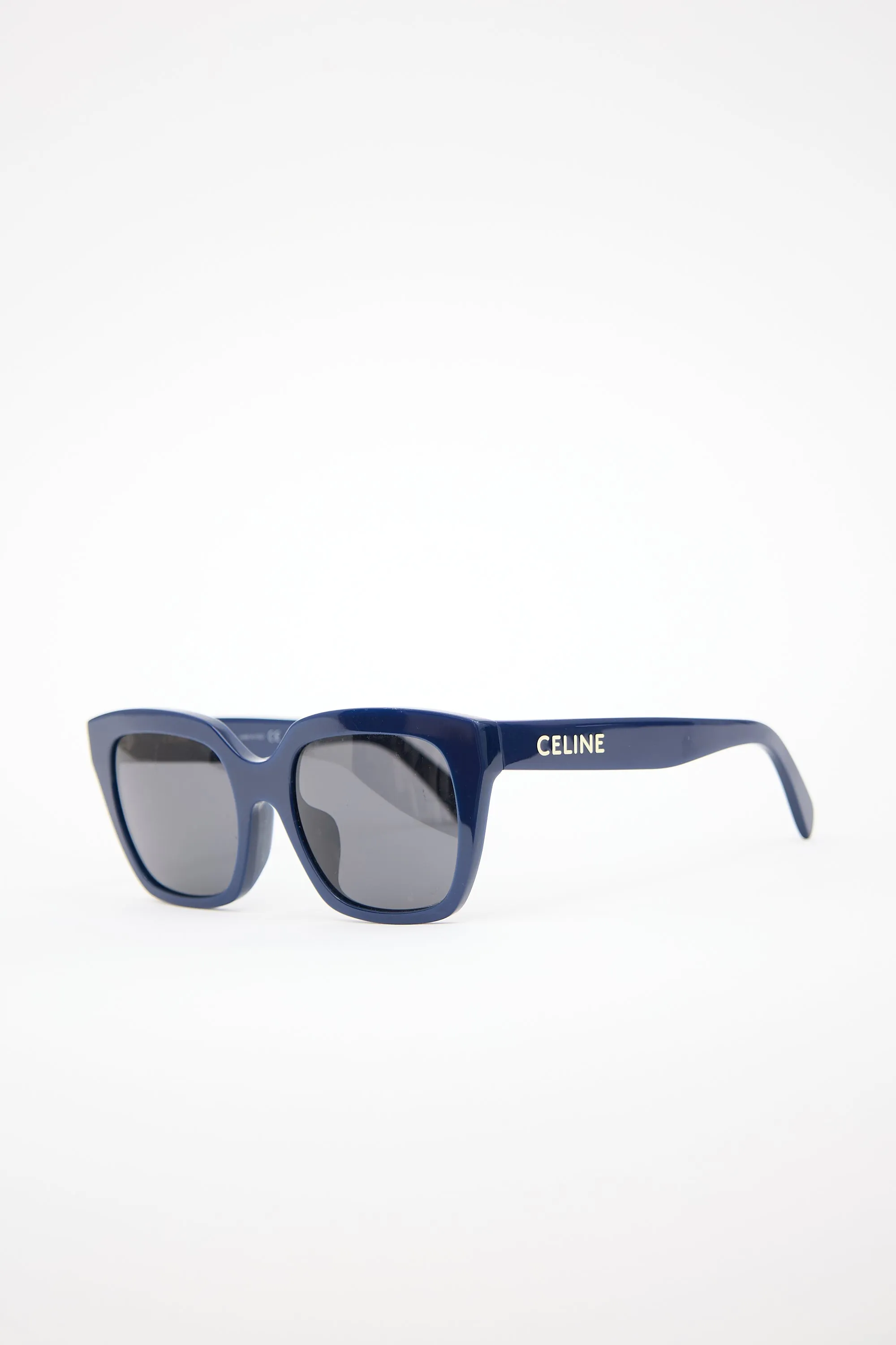 CL40198F Square Sunglasses sold by VSP Consignment product image thumbnail 2