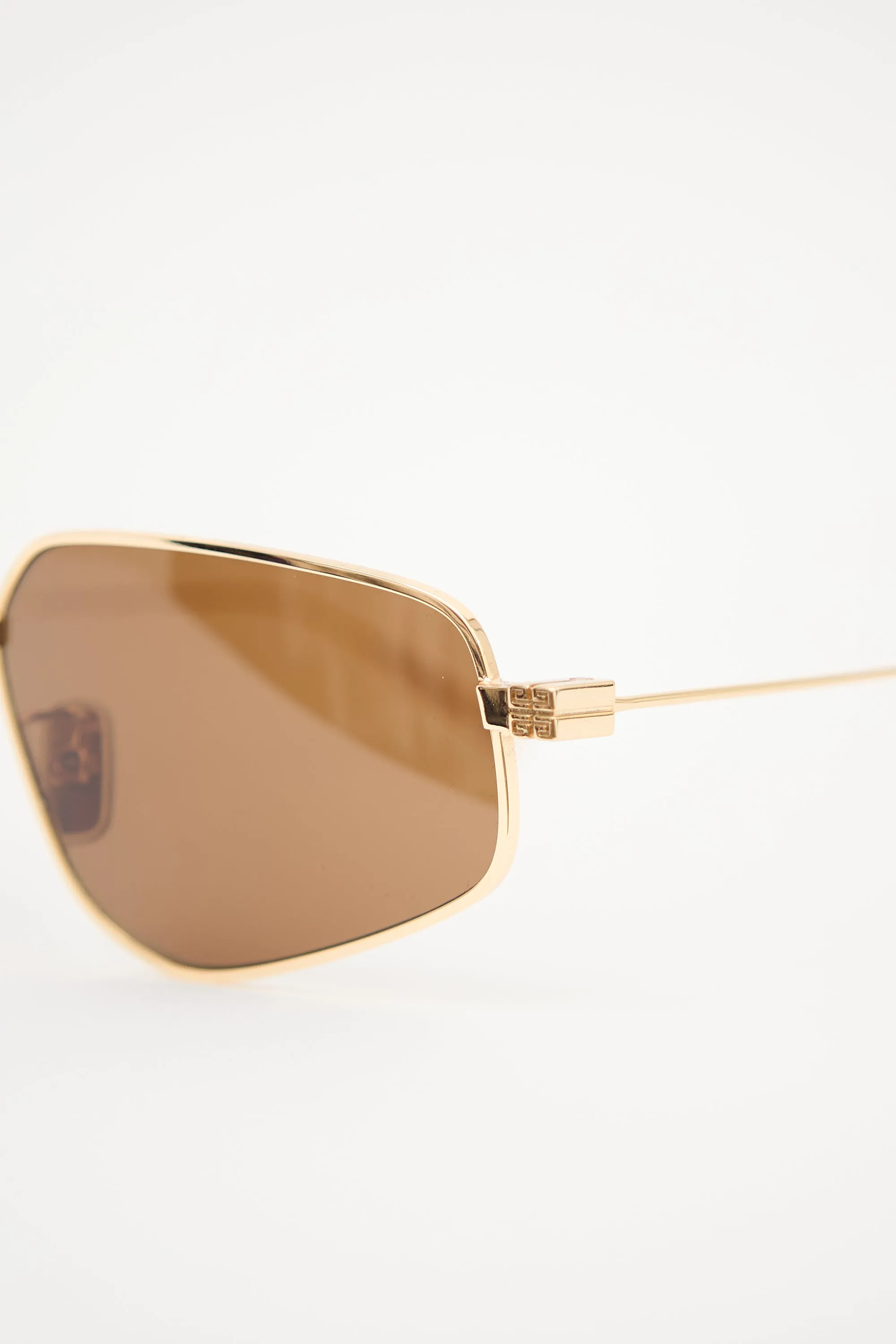 GV40046U GV Speed Sunglasses sold by VSP Consignment product image thumbnail 3