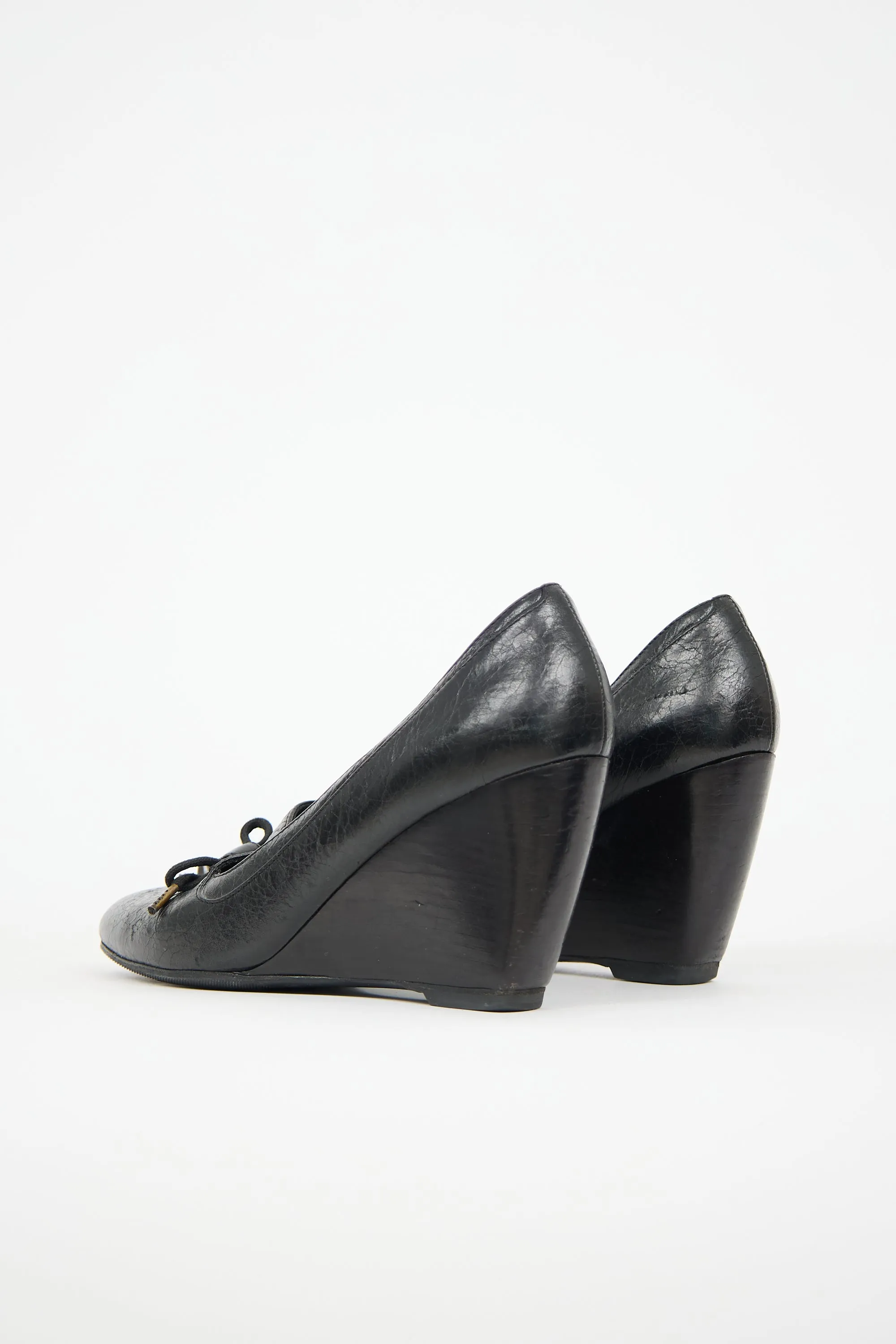 Bow Wedge Heel sold by VSP Consignment product image thumbnail 4
