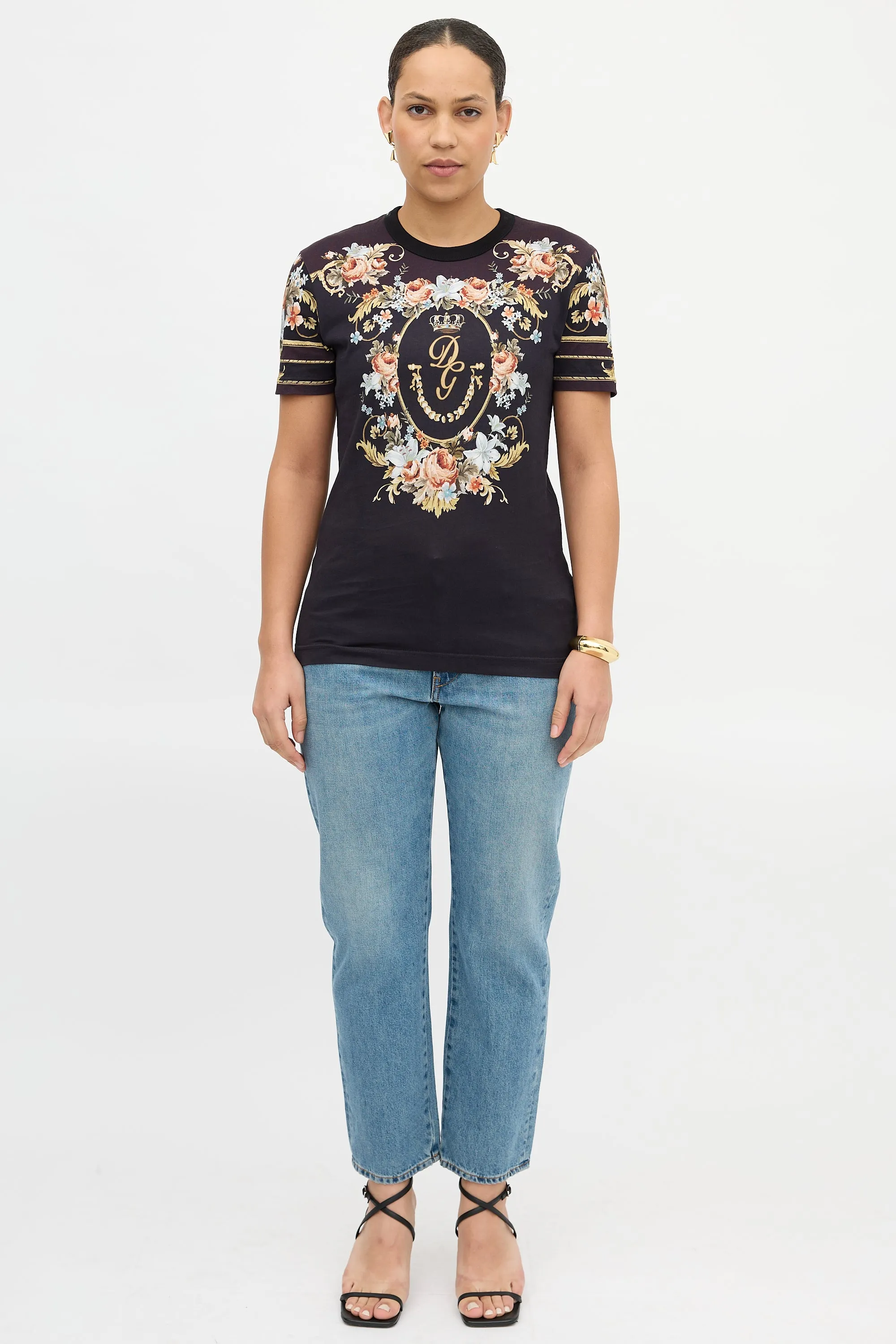 Floral Crest T-Shirt sold by VSP Consignment product image thumbnail 2