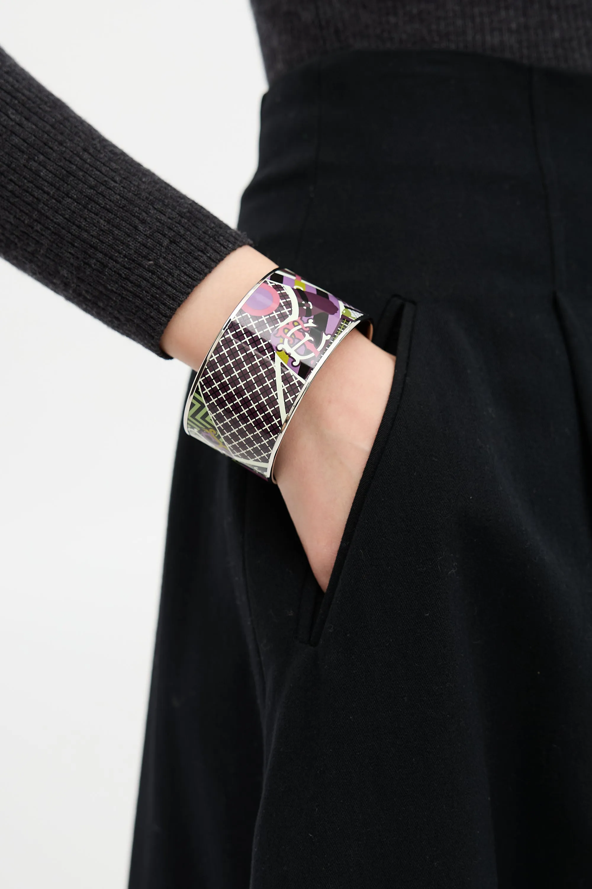 Enamel Pour Sortir Wide Bangle sold by VSP Consignment product image thumbnail 2