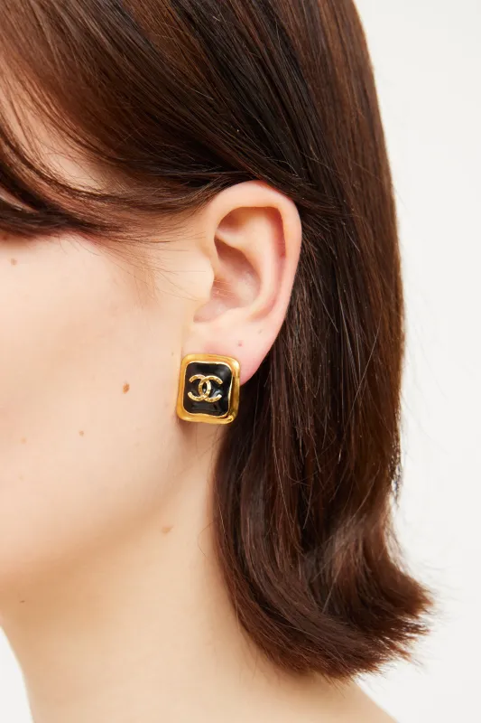 Cruise 2023 CC Square Enamel Earrings made by Chanel