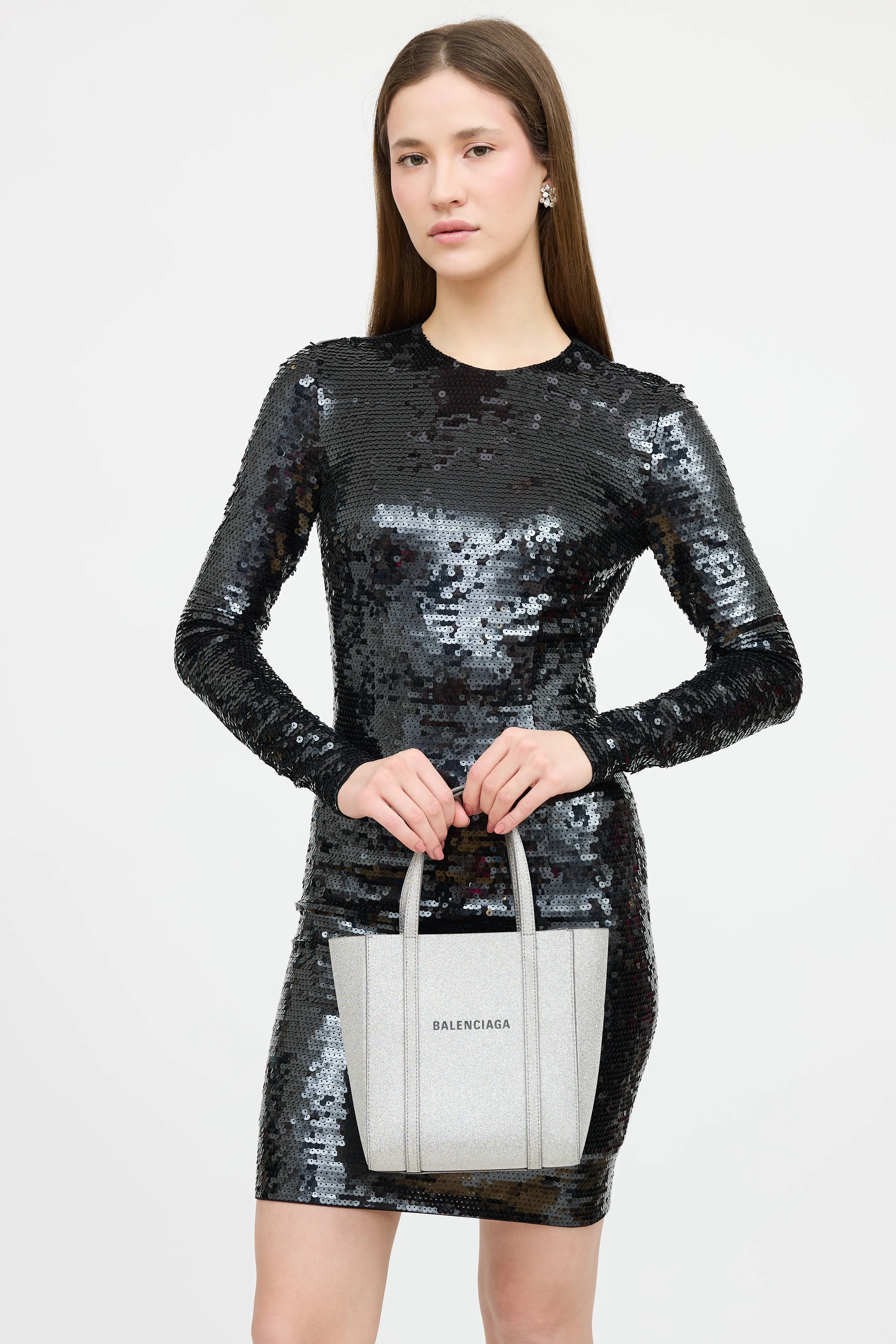 Every Glitter Logo Tote sold by VSP Consignment product image thumbnail 4