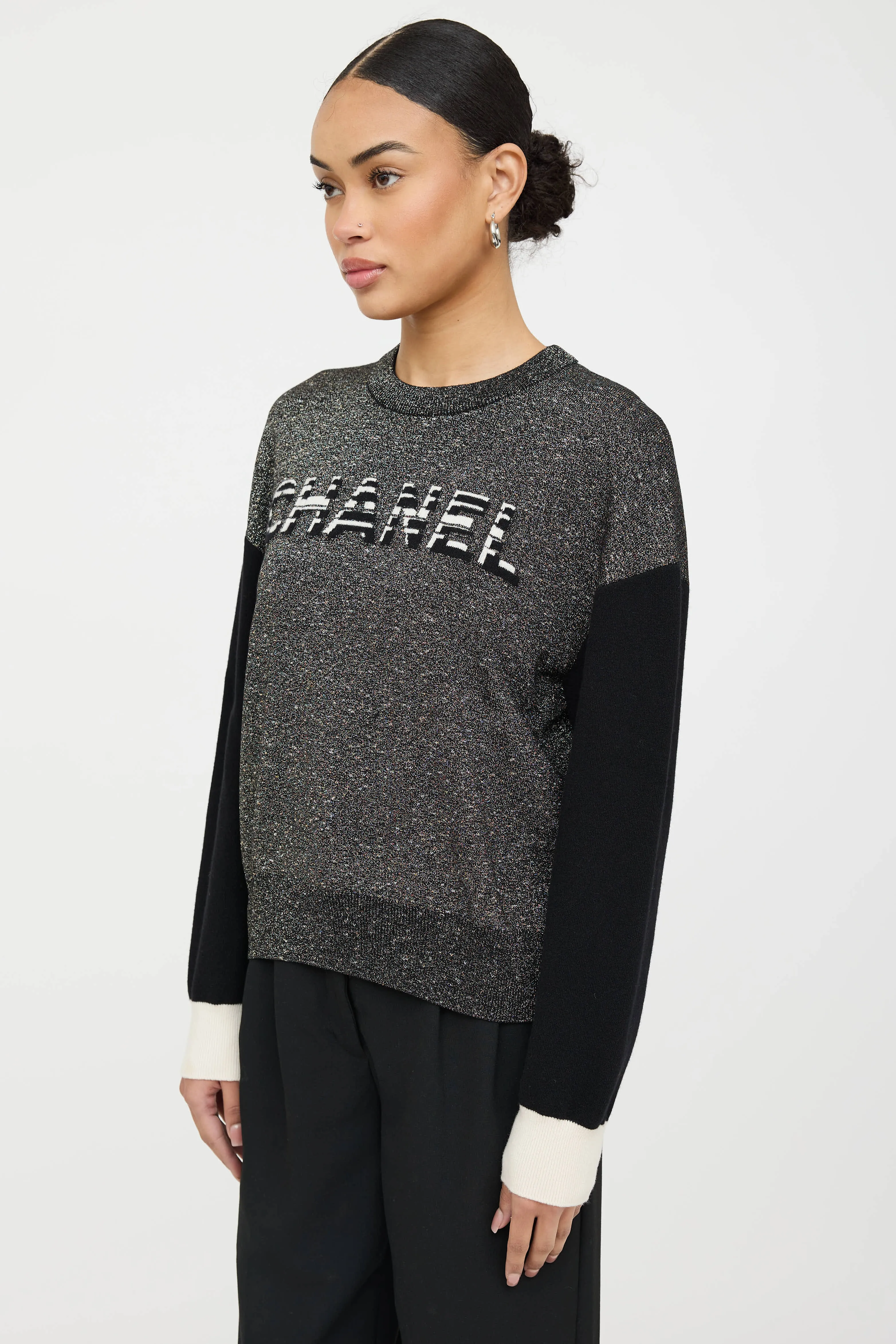 2020 Metallic Sweater sold by VSP Consignment product image thumbnail 3