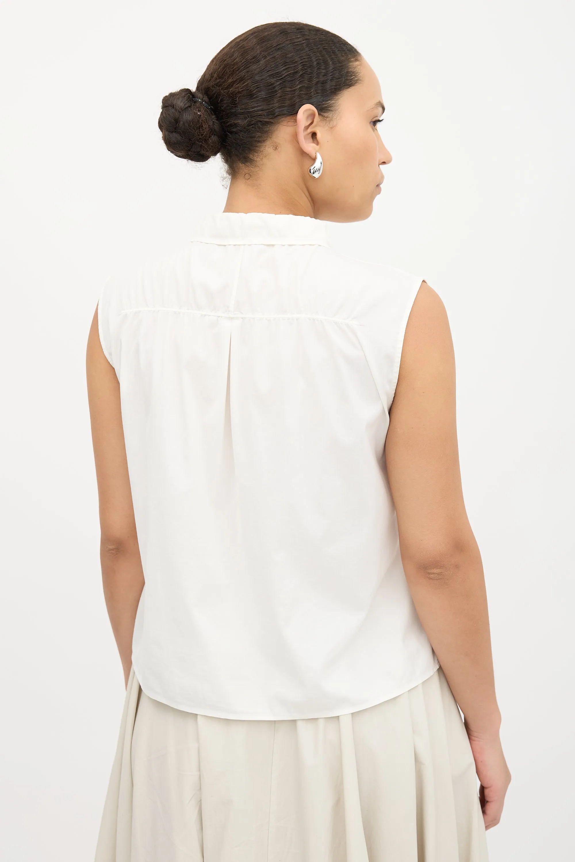 Sleeveless Shirt sold by VSP Consignment product image thumbnail 4