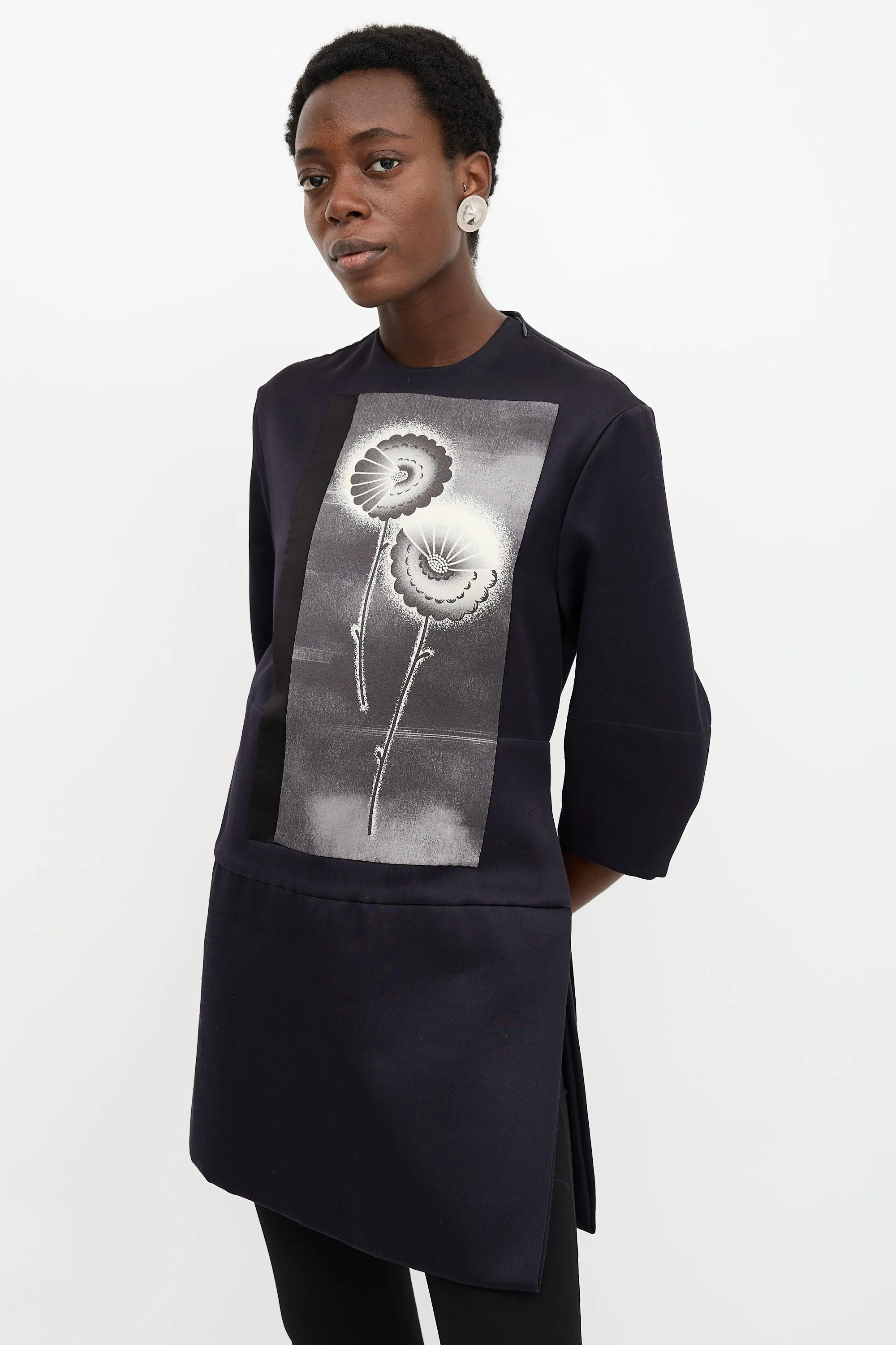 SS 2013 Silk Floral Dress sold by VSP Consignment product image thumbnail 3