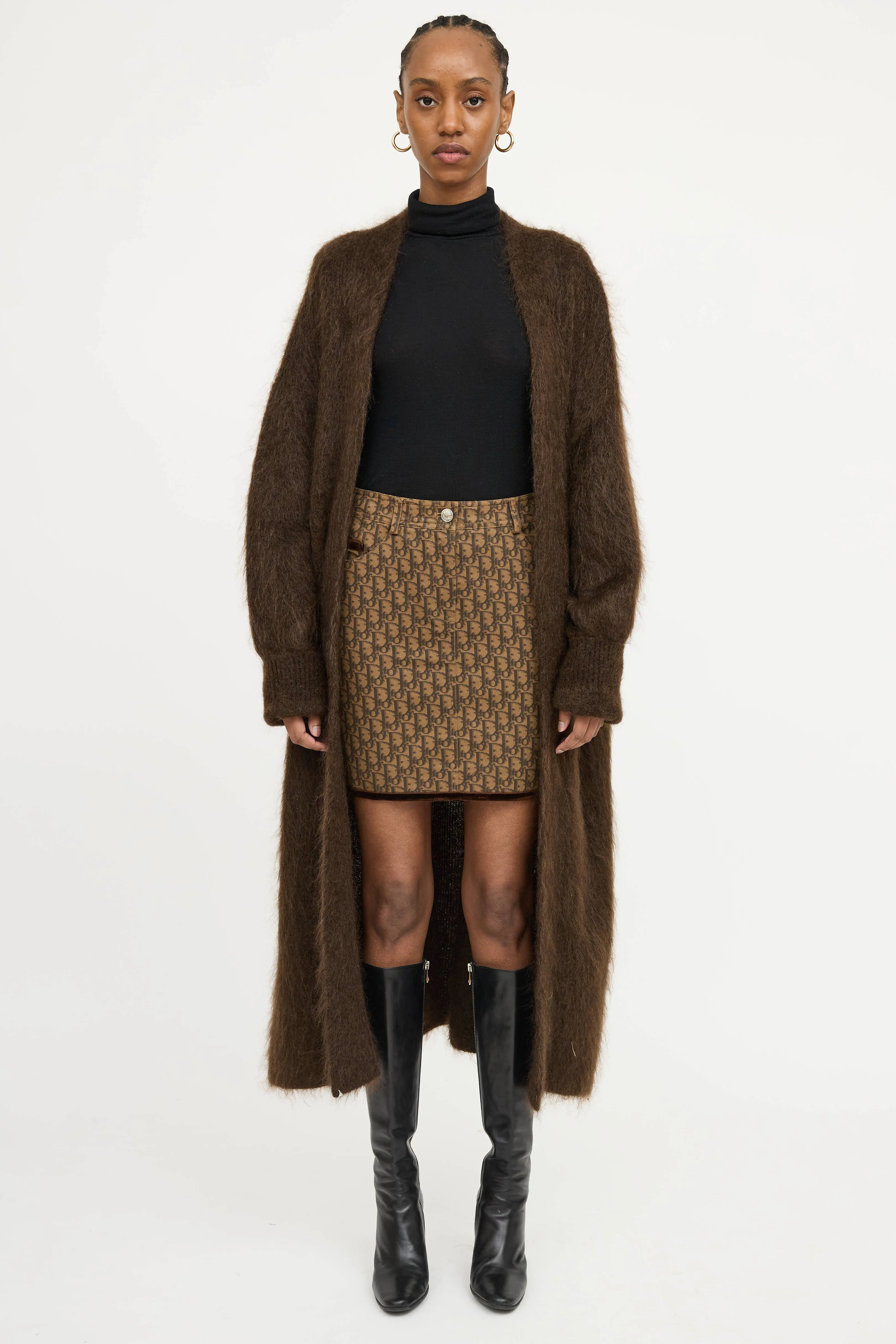 Logo Mini Skirt sold by VSP Consignment product image thumbnail 2