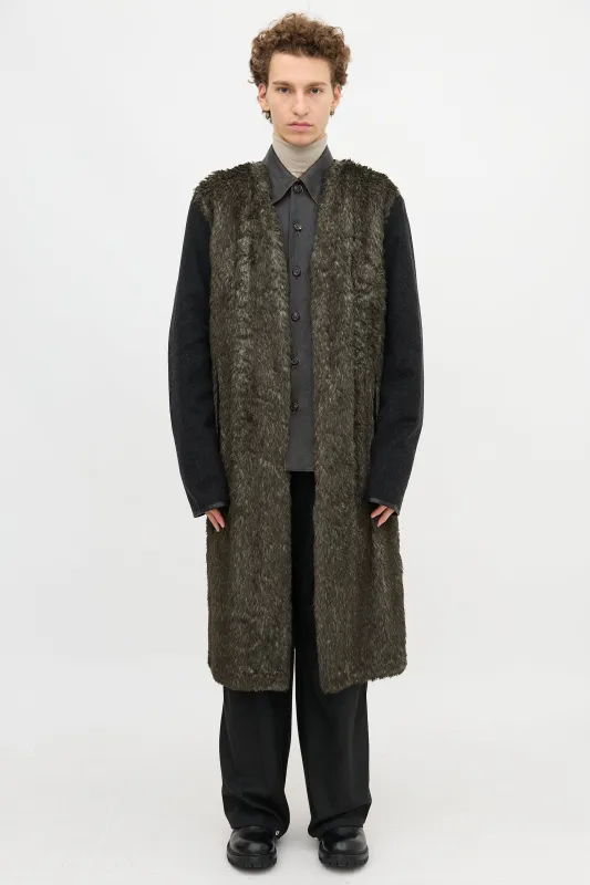 2009 Wool & Faux Fur Coat sold by VSP Consignment