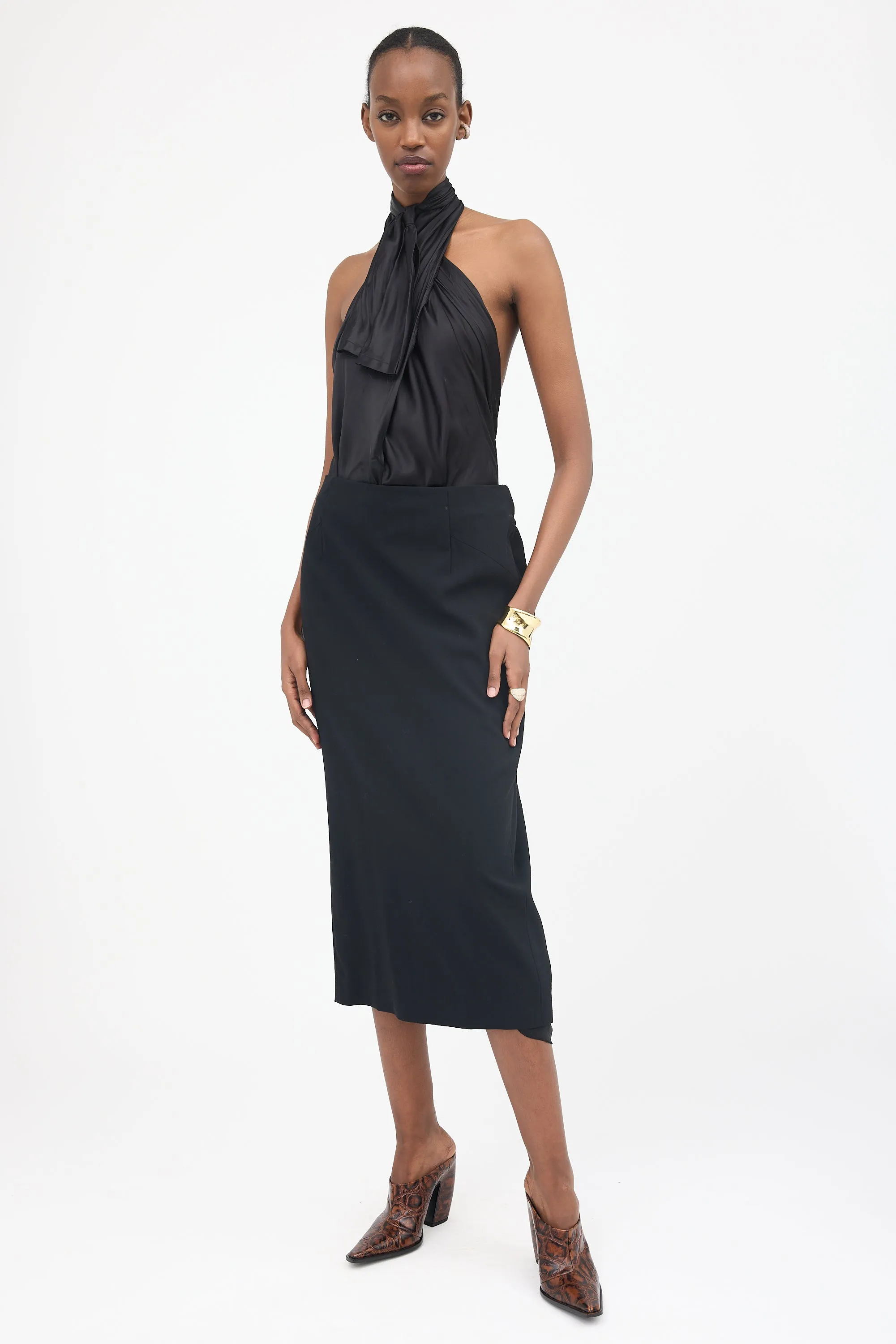 2016 Halter Neck Dress sold by VSP Consignment product image thumbnail 3